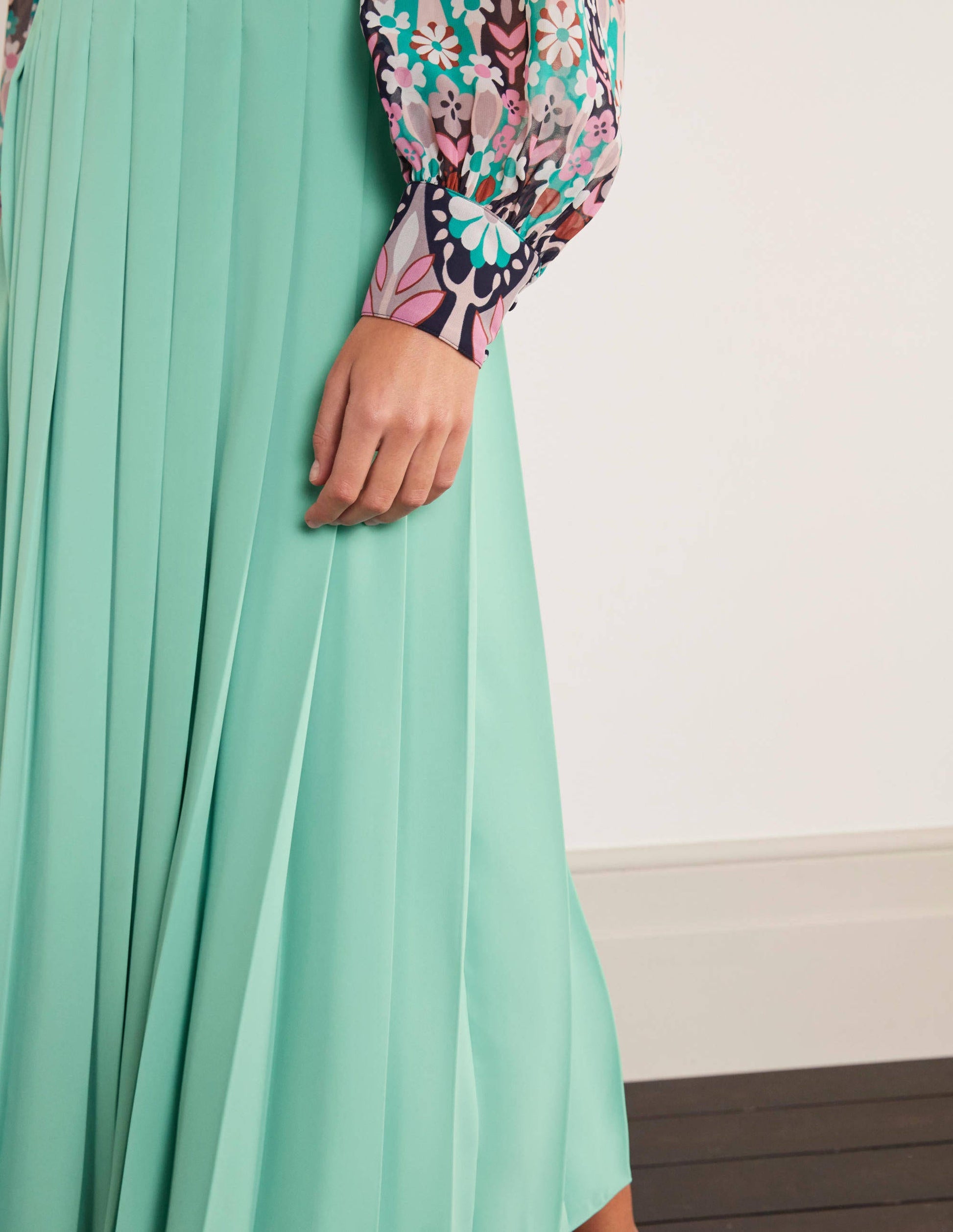 Musgrove Pleated Skirt-Icicle Green-3