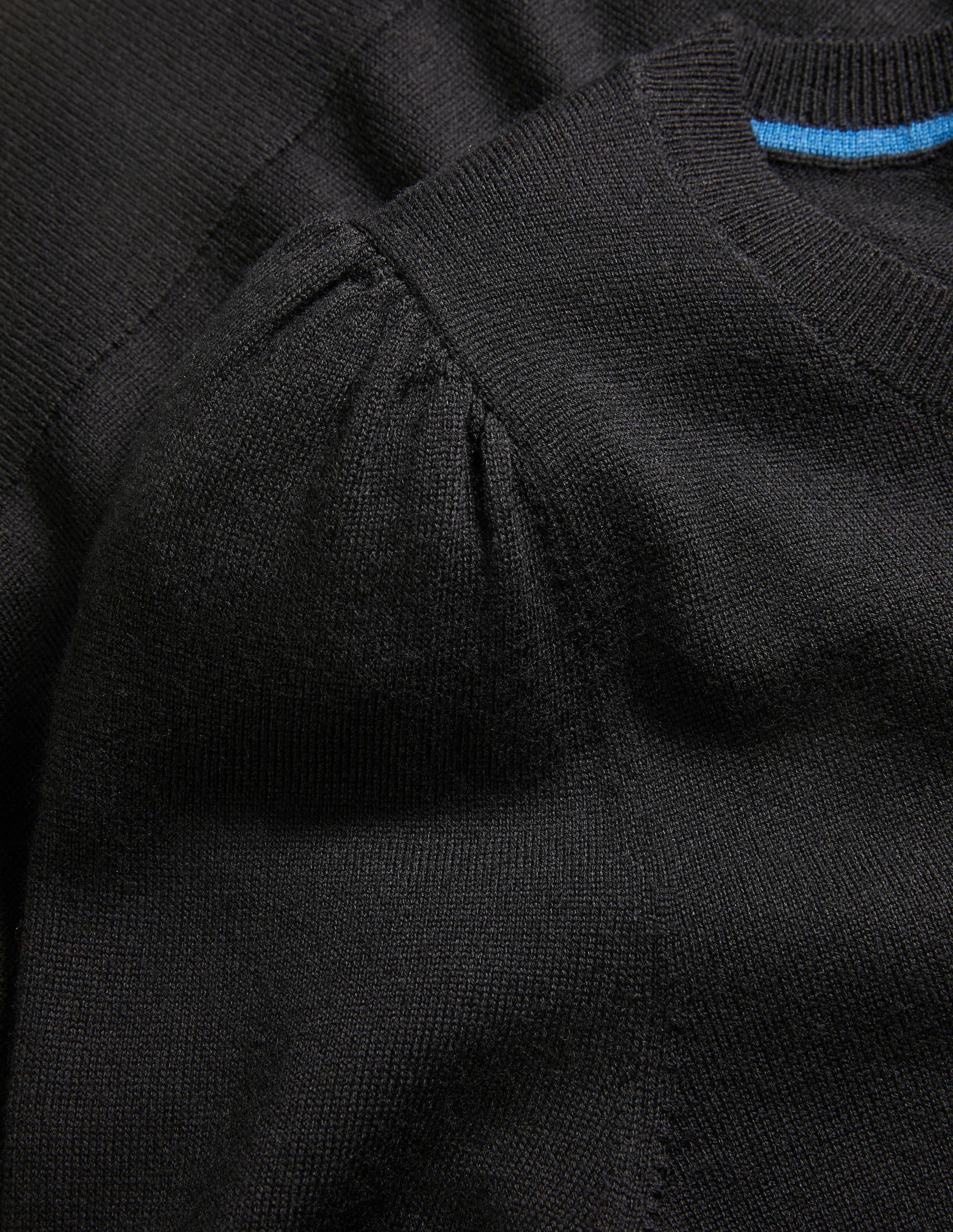 Stowe Merino Jumper-Black - Image 5
