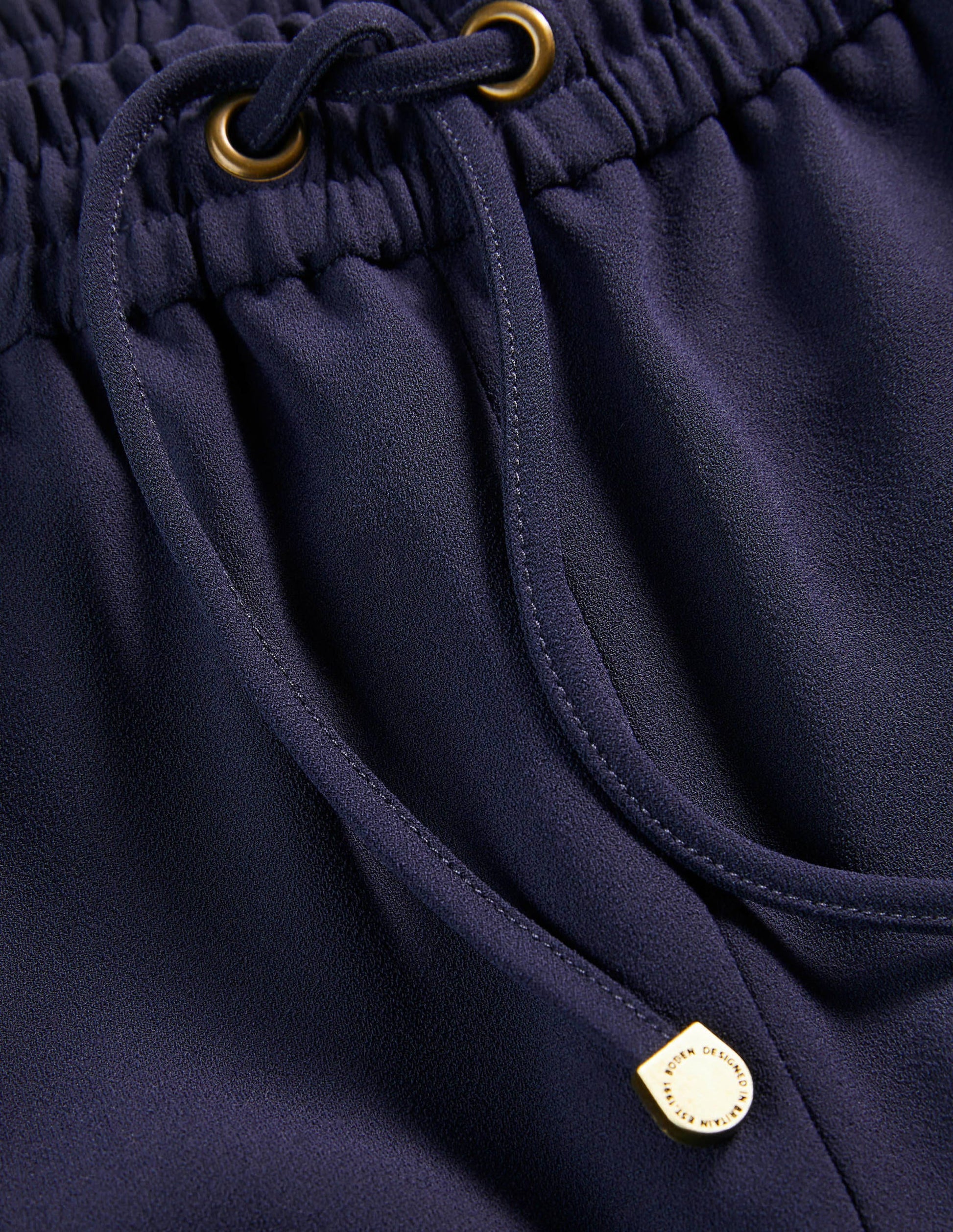 Clovelly Woven Joggers-Navy-5