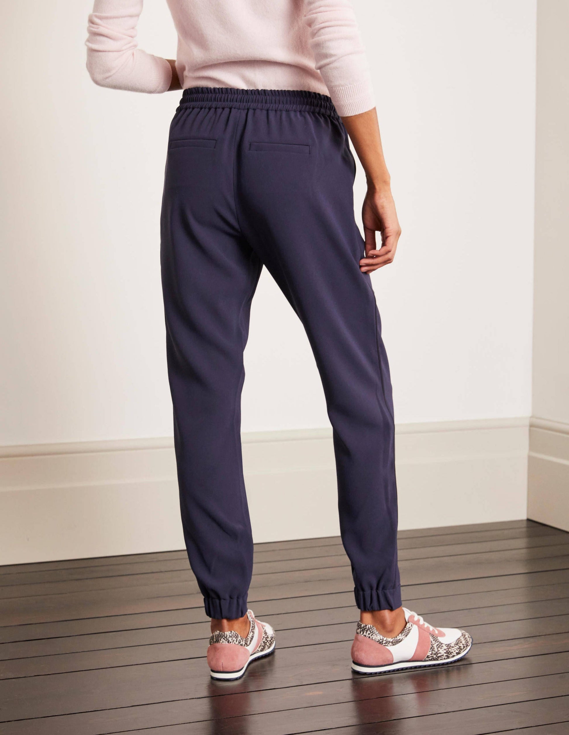 Clovelly Woven Joggers-Navy-3