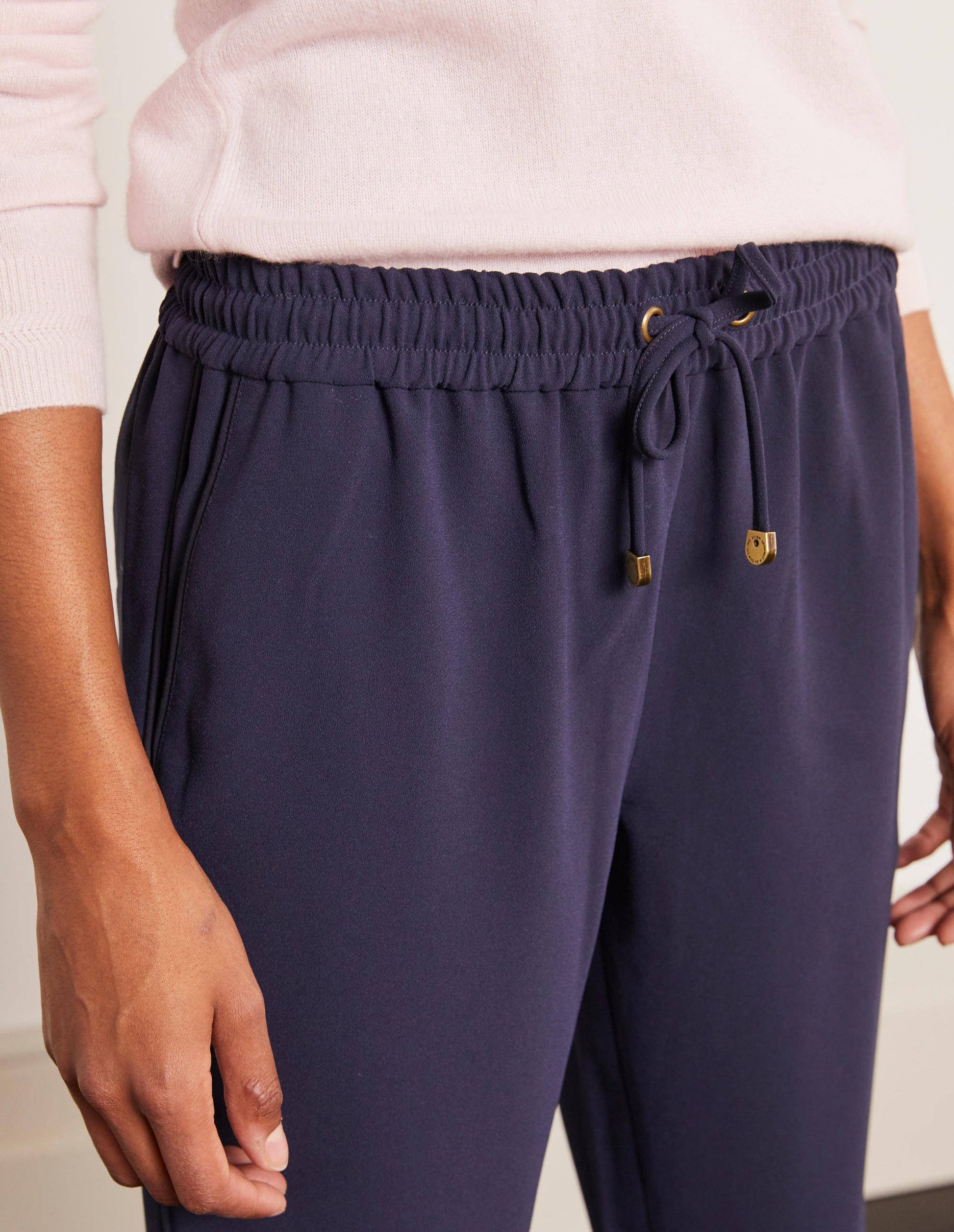 Clovelly Woven Joggers-Navy-4