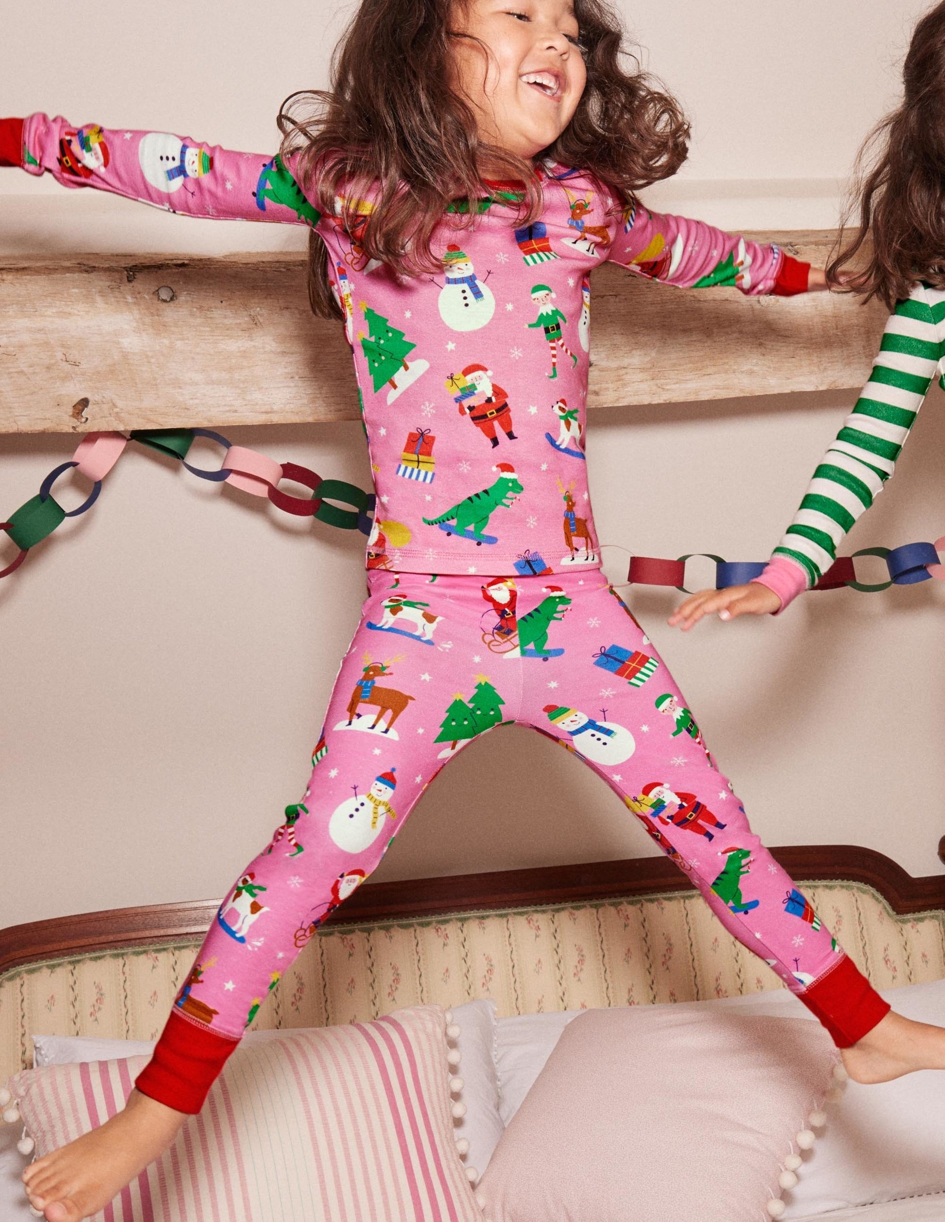 Twin Pack Snug Pyjamas-Pink Festive Friends/Green-4