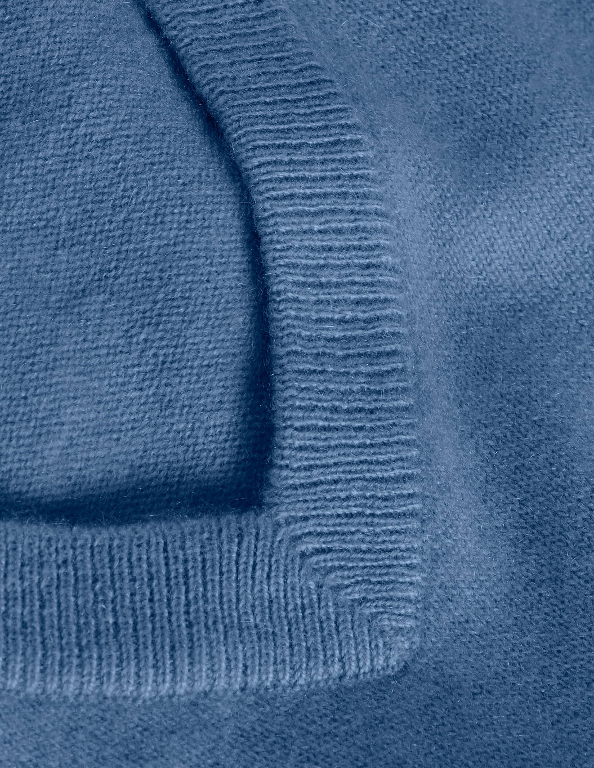 Cashmere V-neck Jumper-Dusk Blue - Image 6