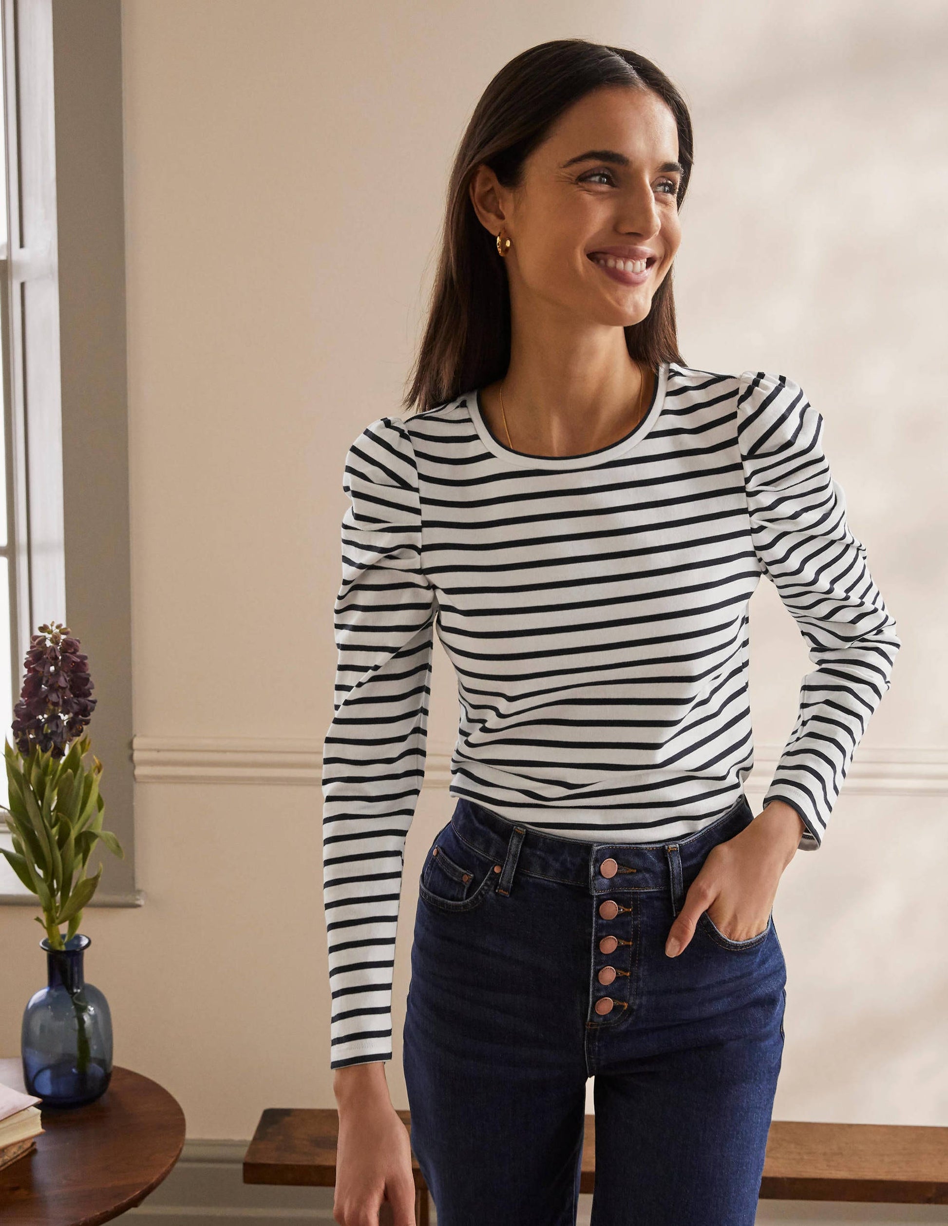 Imogen Breton-Ivory/ Navy-1