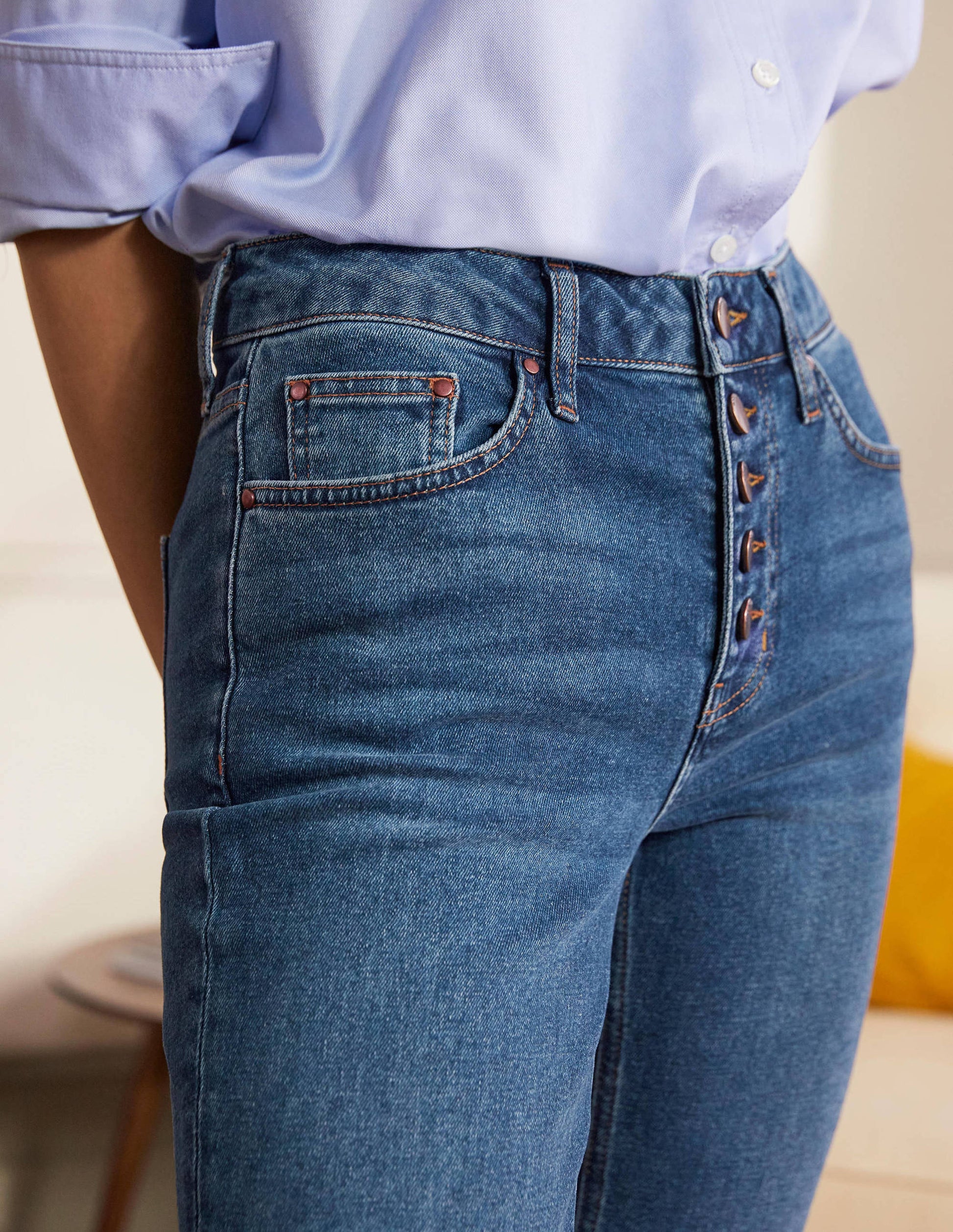 Girlfriend Jeans-Mid Vintage-1