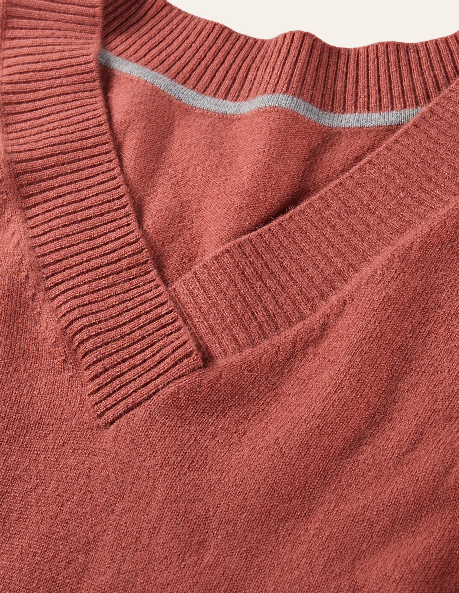 Oakley Cashmere V-Neck Jumper-Dusty Red-6