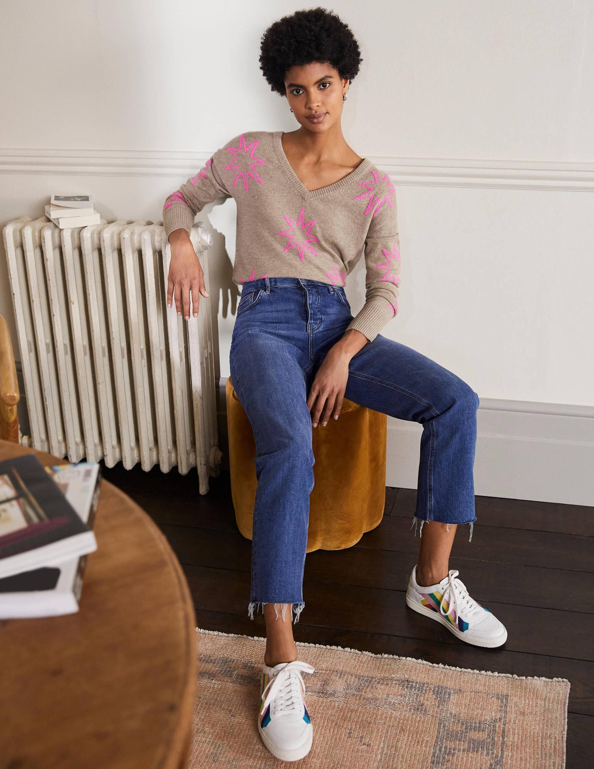 Cashmere V-neck Relaxed Jumper-Mink Melange, Neon Starburst-4