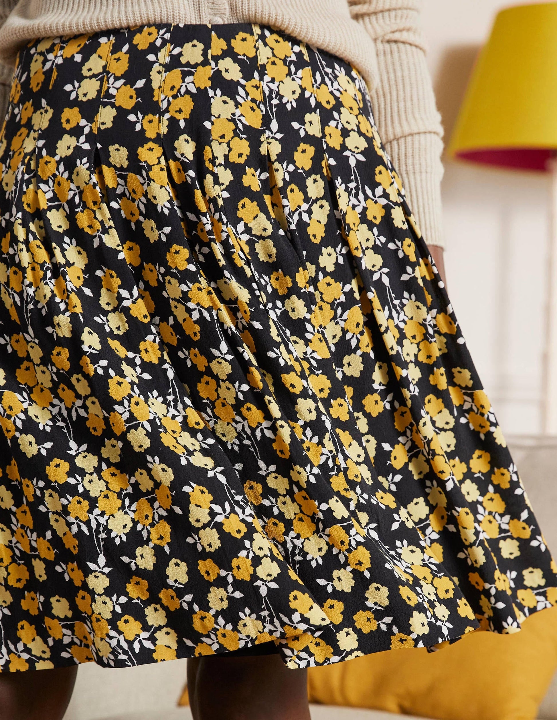Victoria Pleated Skirt-Black, Abstract Sprig-1