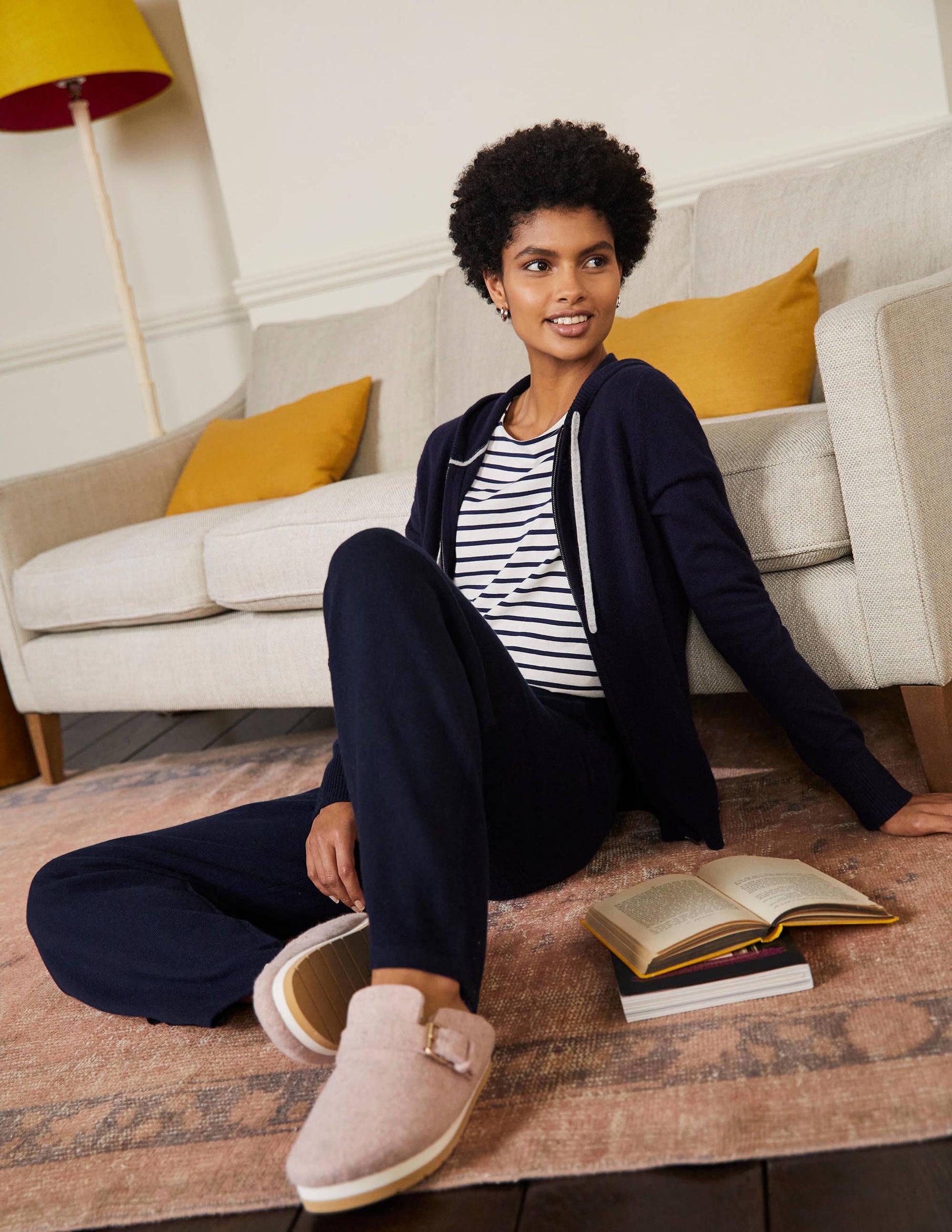 Cashmere Knit Lounge Joggers-Navy-4
