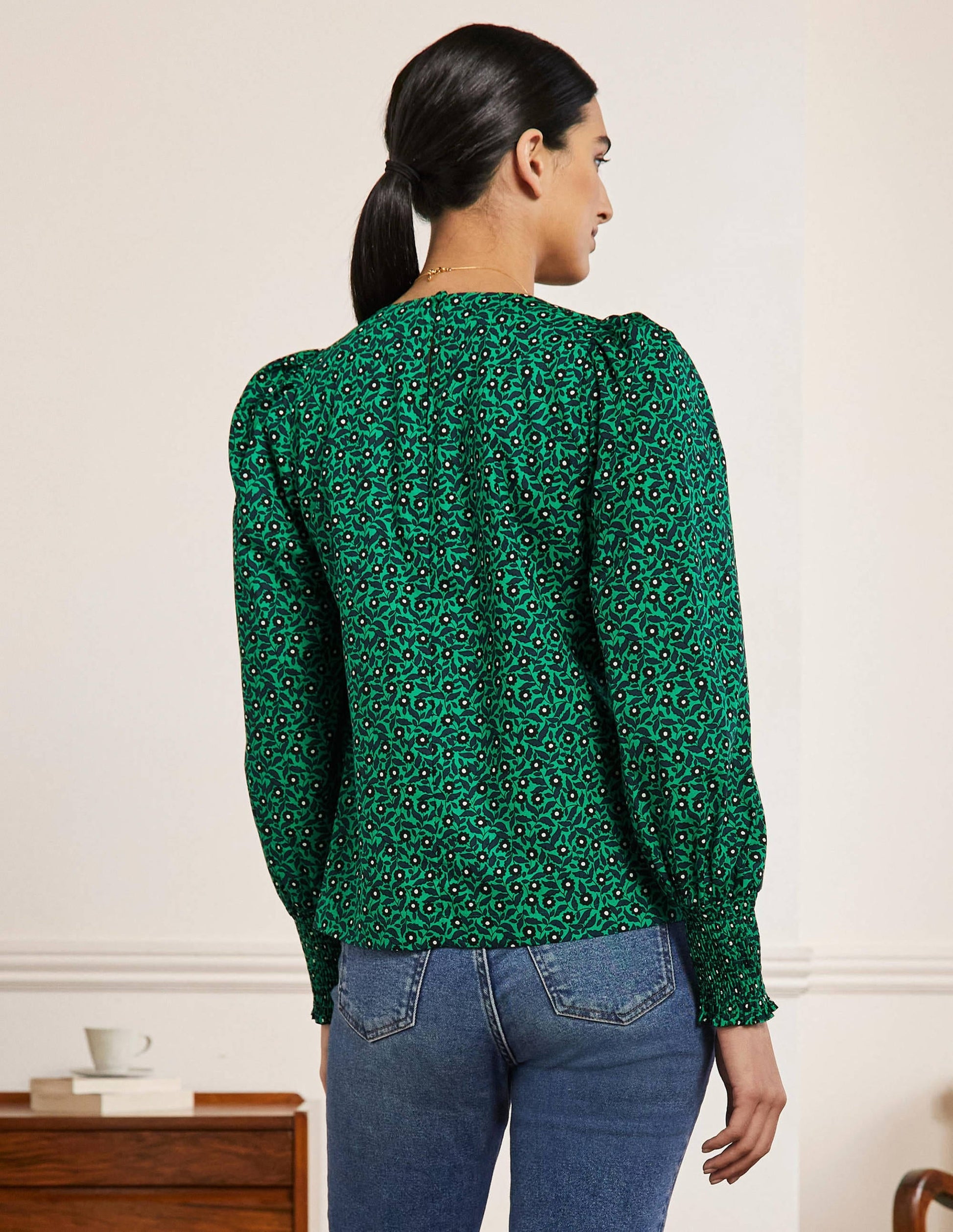 Smocked Cuff Cotton Top-Highland Green, Rambling Ditsy-2
