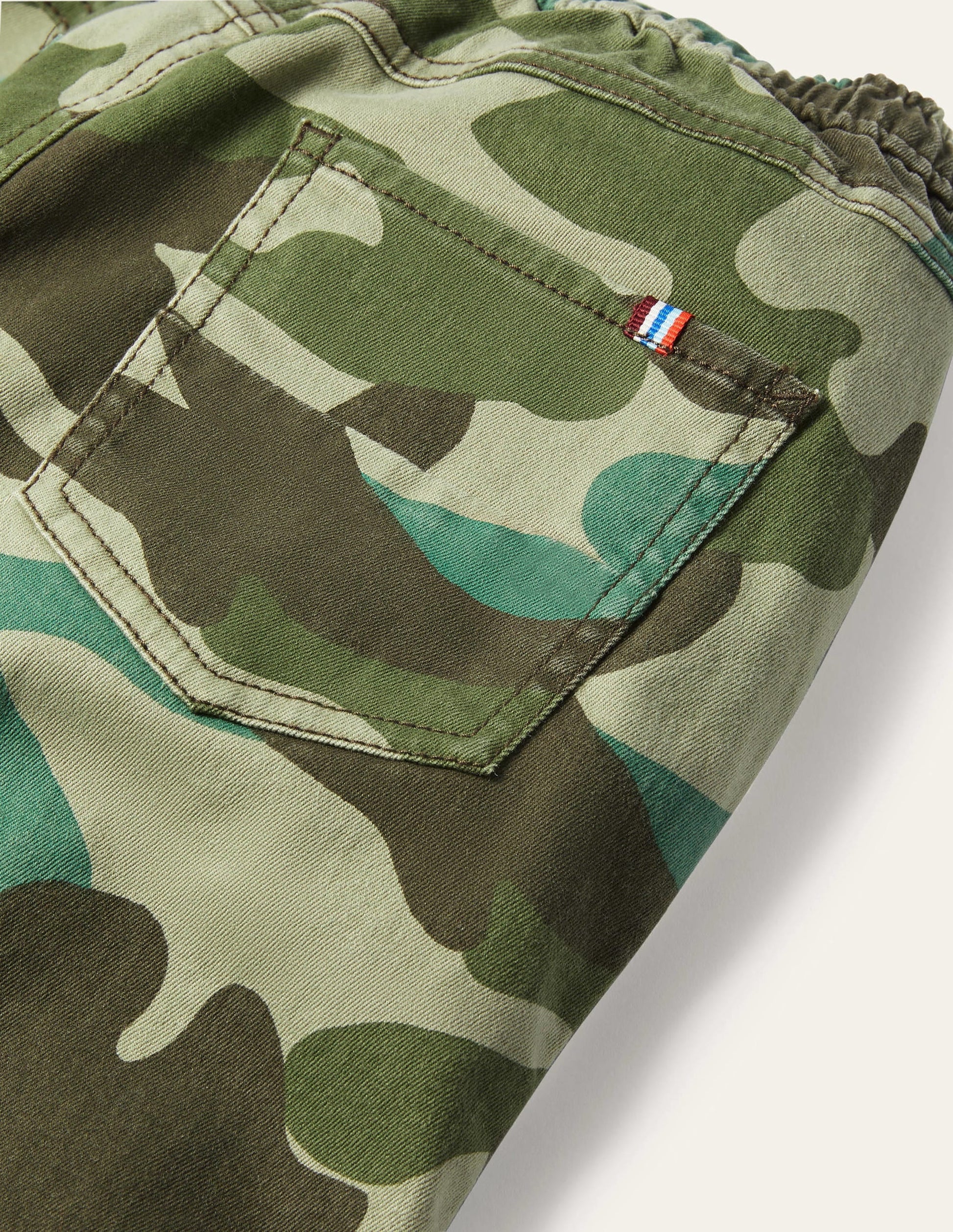 Relaxed Slim Pull-on Trousers-Green Camouflage-3