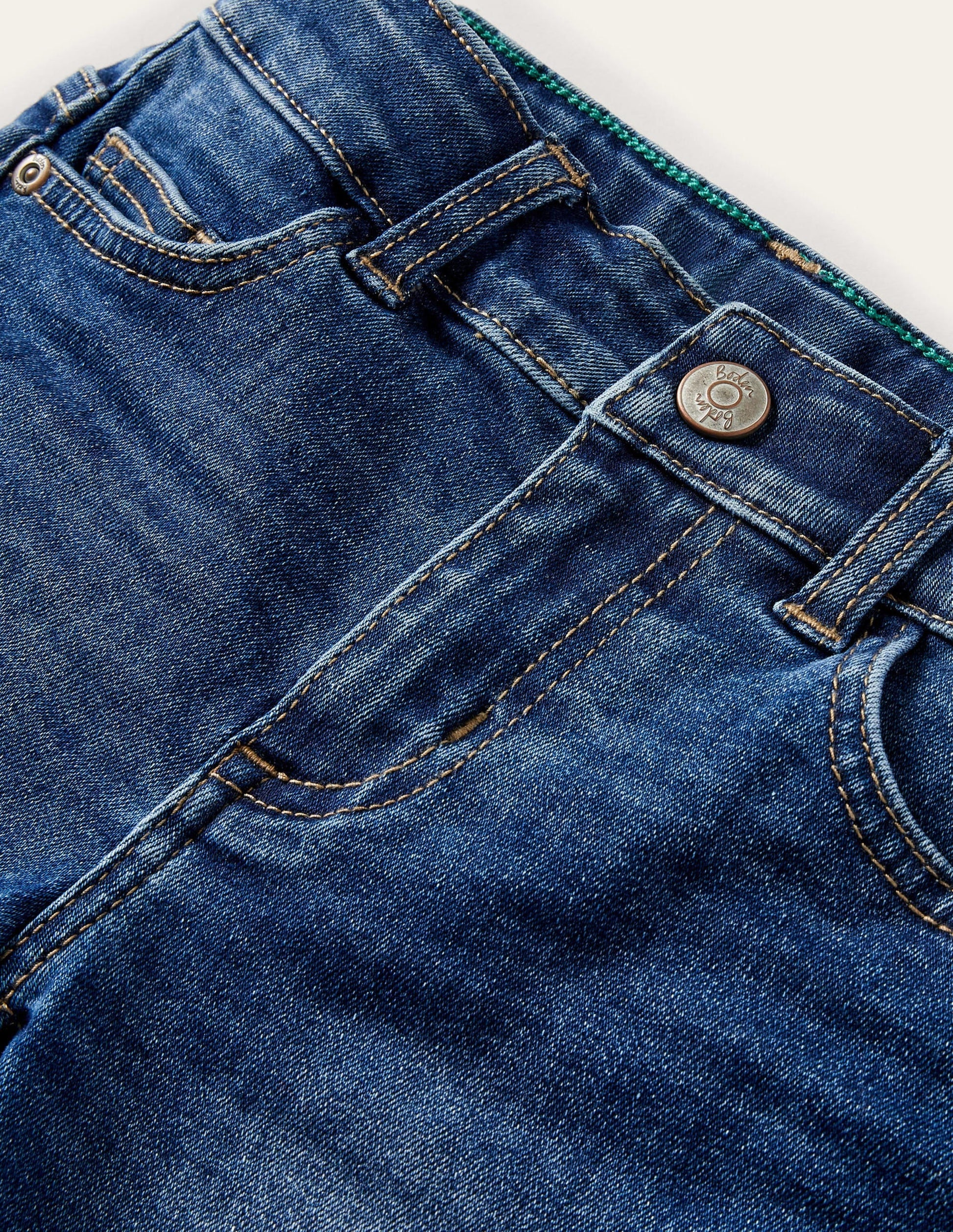 Adventure-flex Denim Shorts-Mid Vintage-3