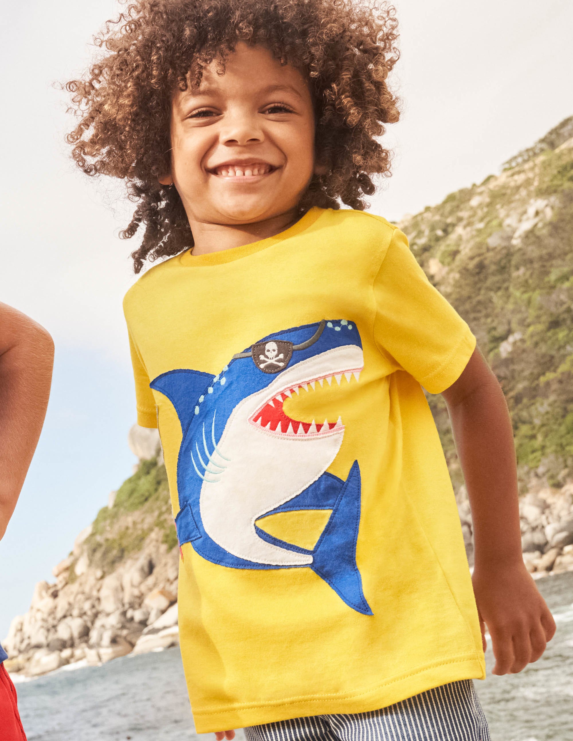 Yellow Shark Appliqué T-shirt-Daffodil Yellow Shark - Image 4