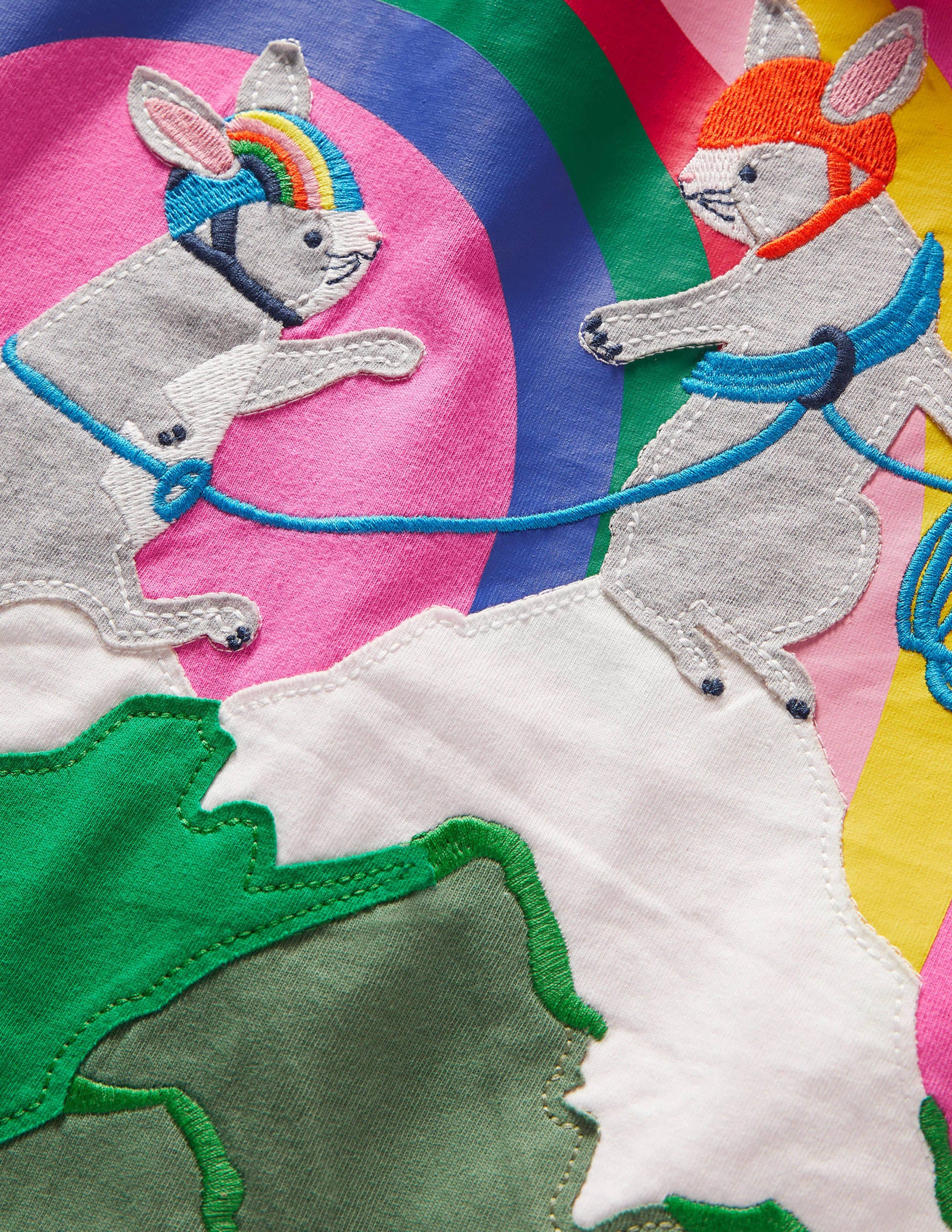 Adventure Appliqué T-shirt-Strawberry Ice Mountain - Image 3