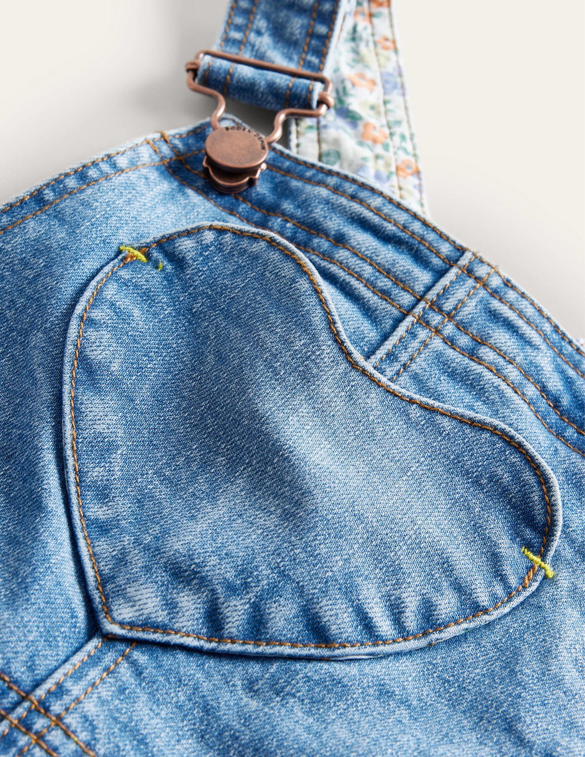 Heart Pocket Short Dungarees-Mid Vintage Denim-3