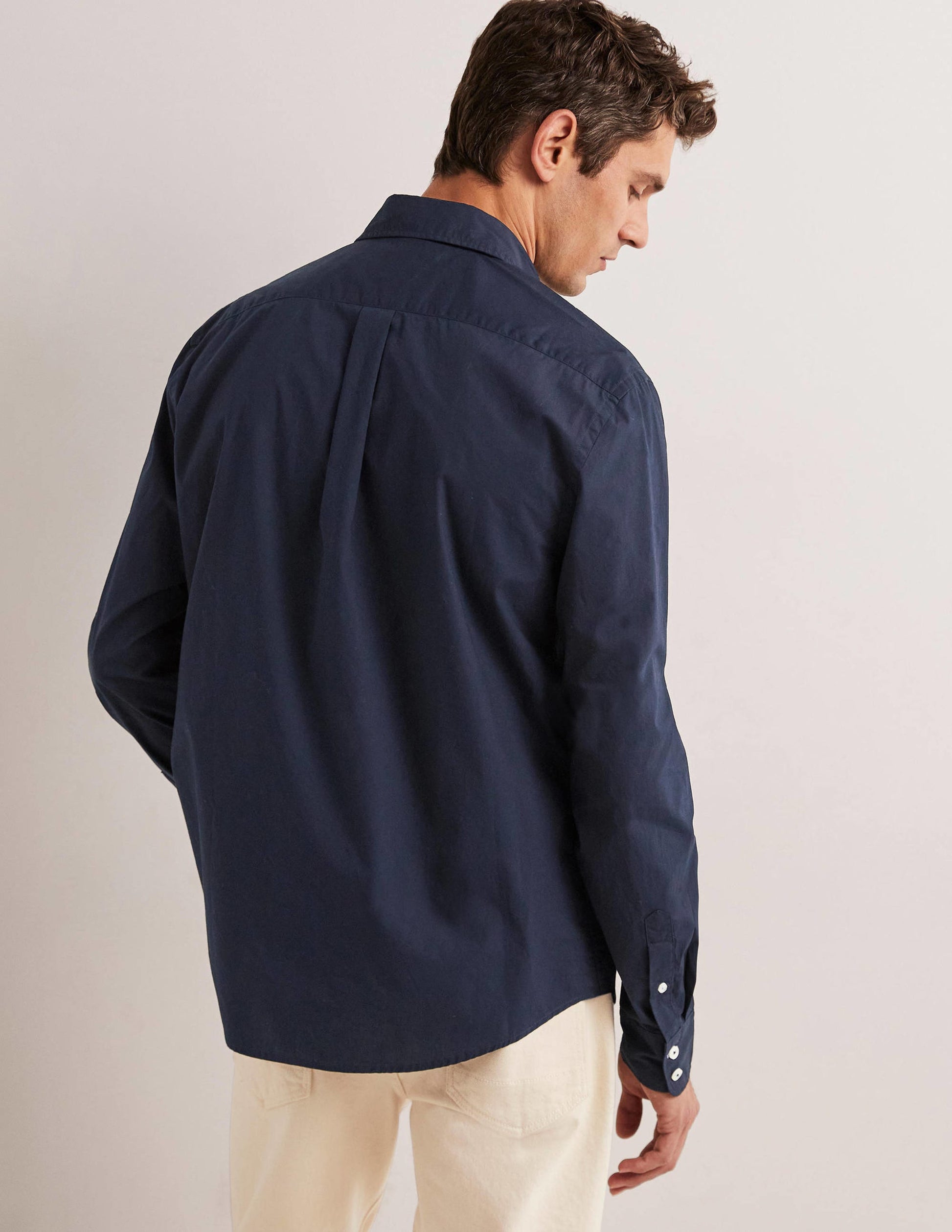 Cutaway Collar Poplin Shirt-Navy-3