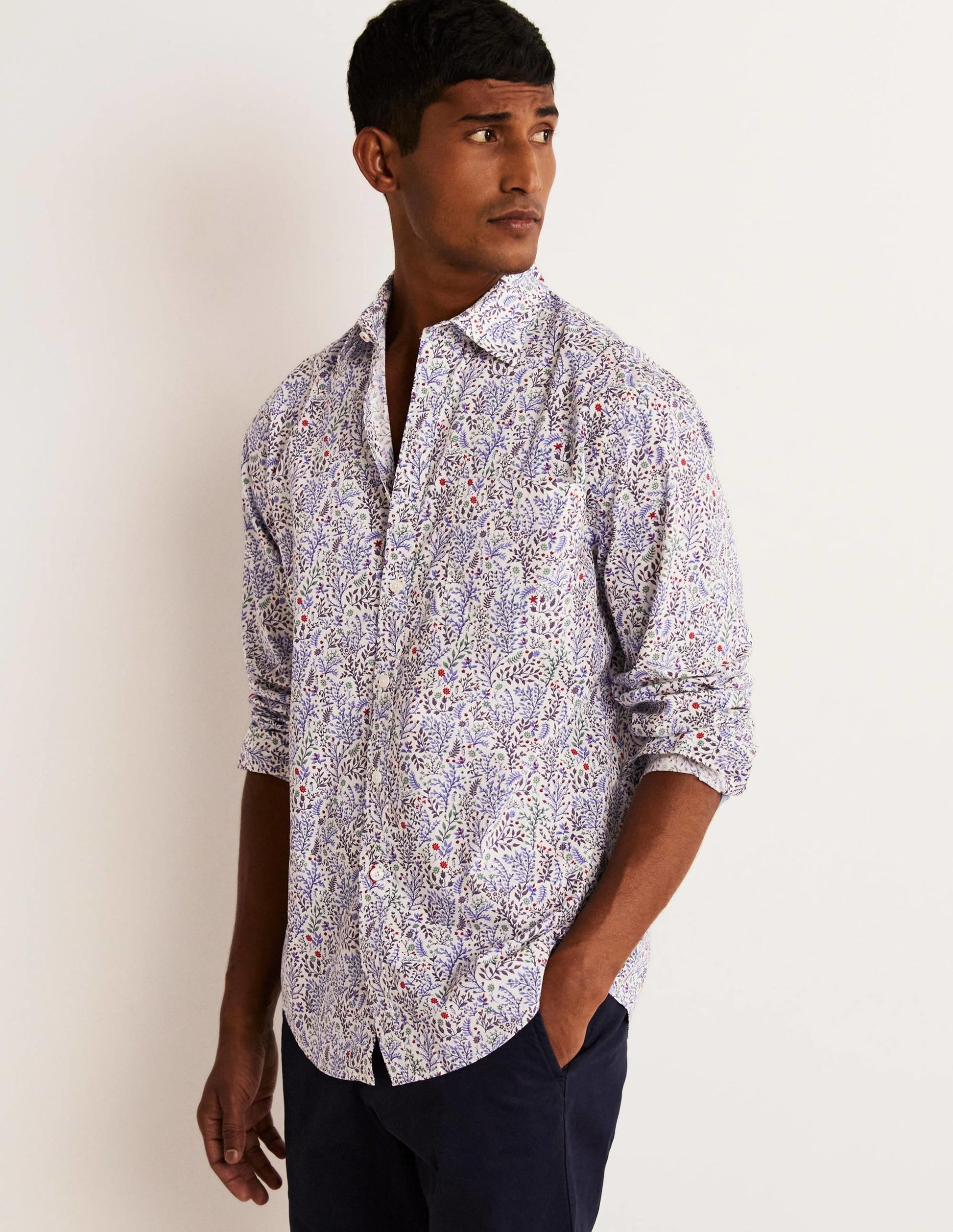 Cutaway Collar Poplin Shirt-Grape Jam Sprig Floral-5