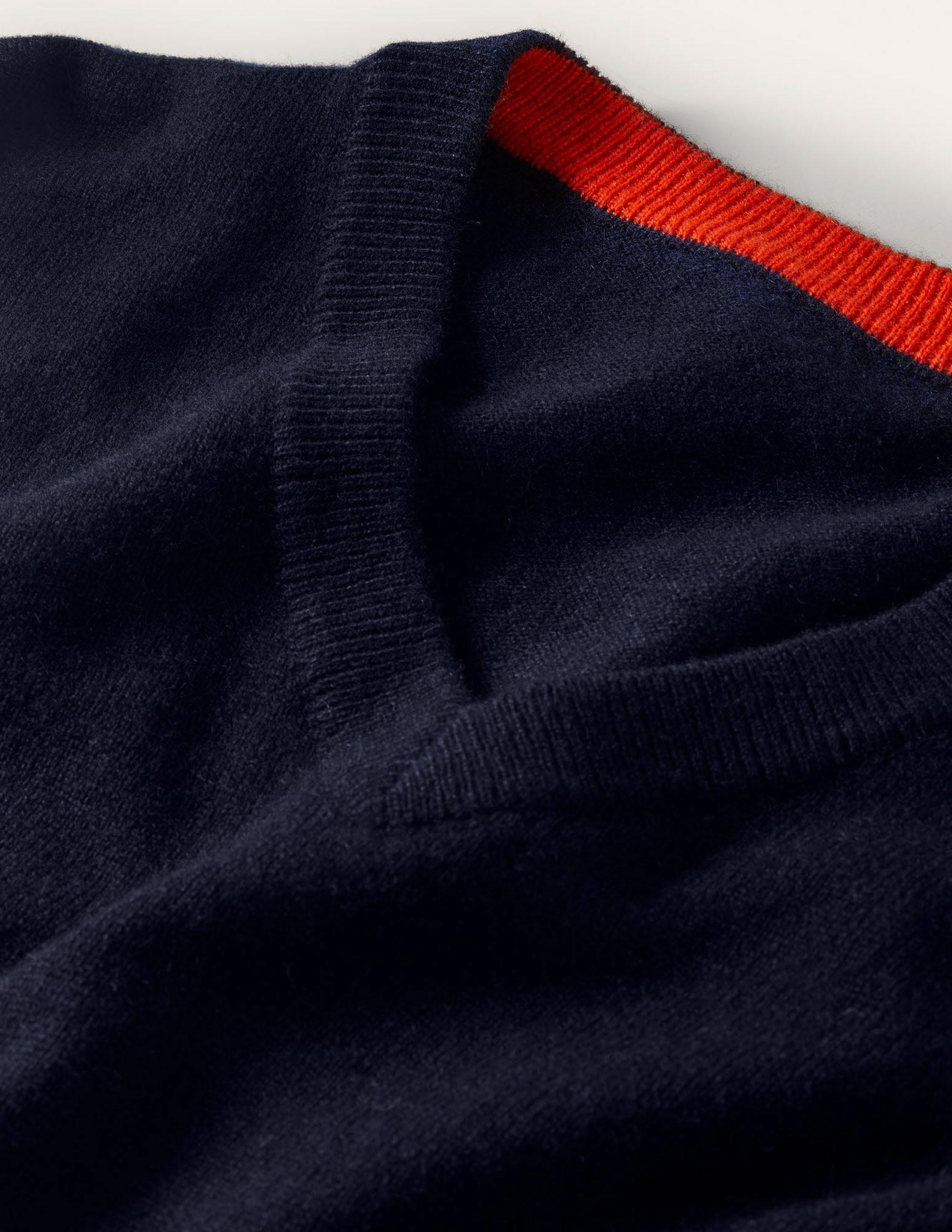 Cashmere V-neck-Navy - Image 11