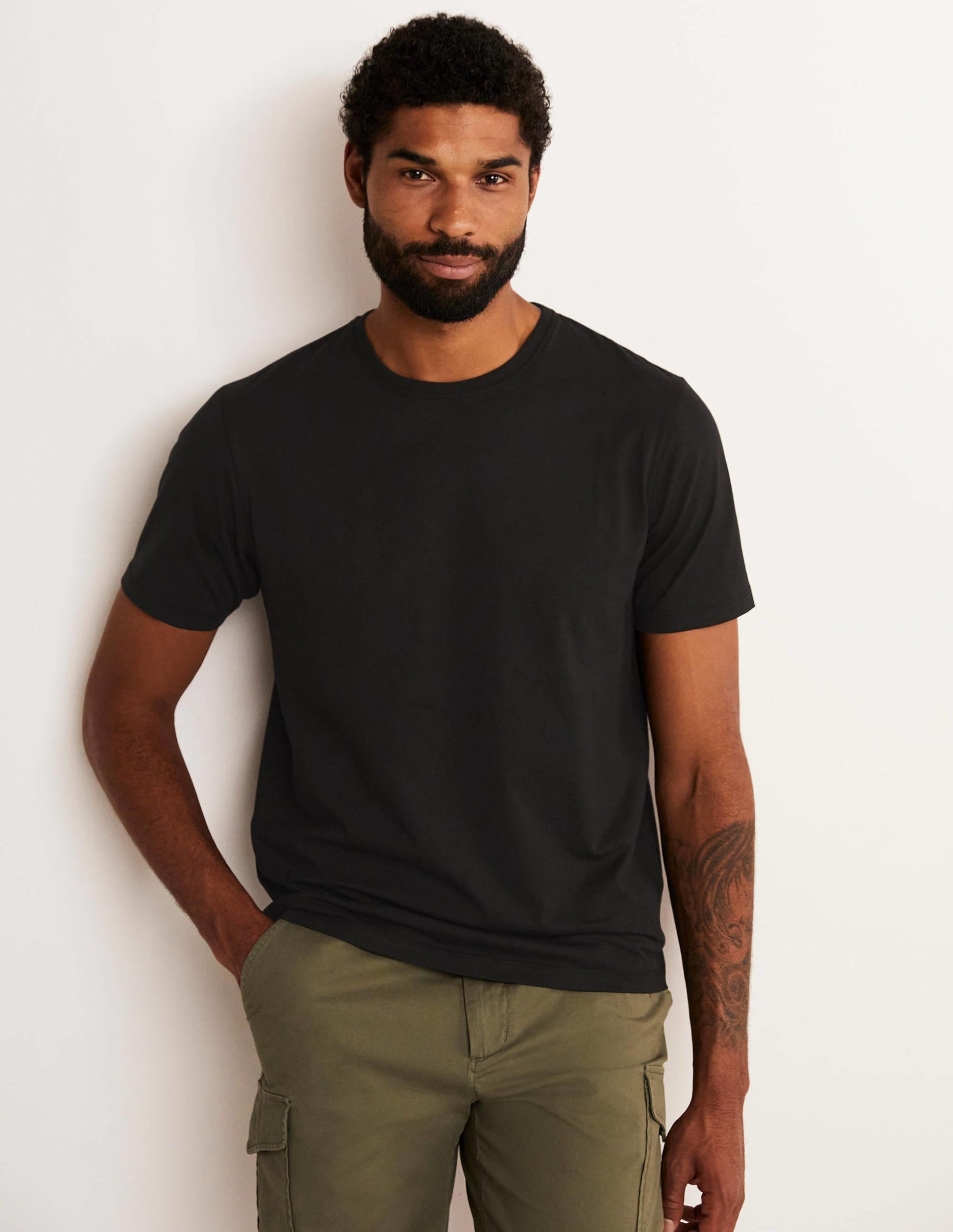 Classic Cotton T-shirt-Black-1