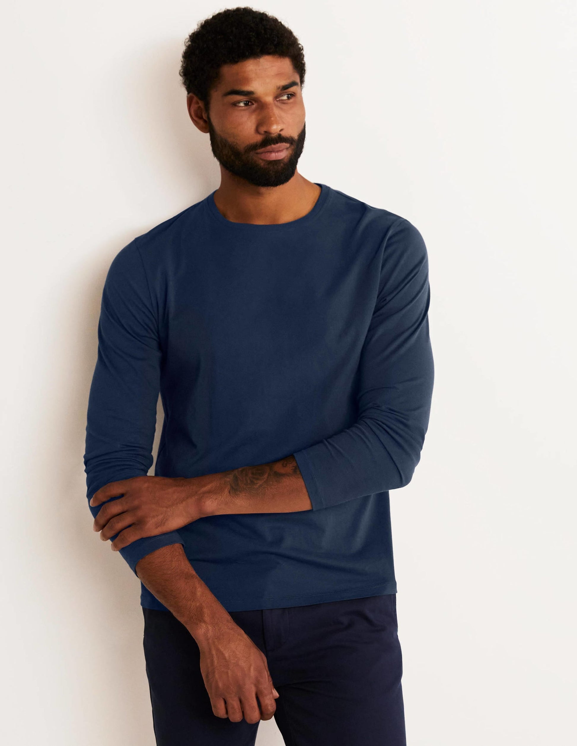 Classic Long-sleeved T-shirt-Classic Navy-1