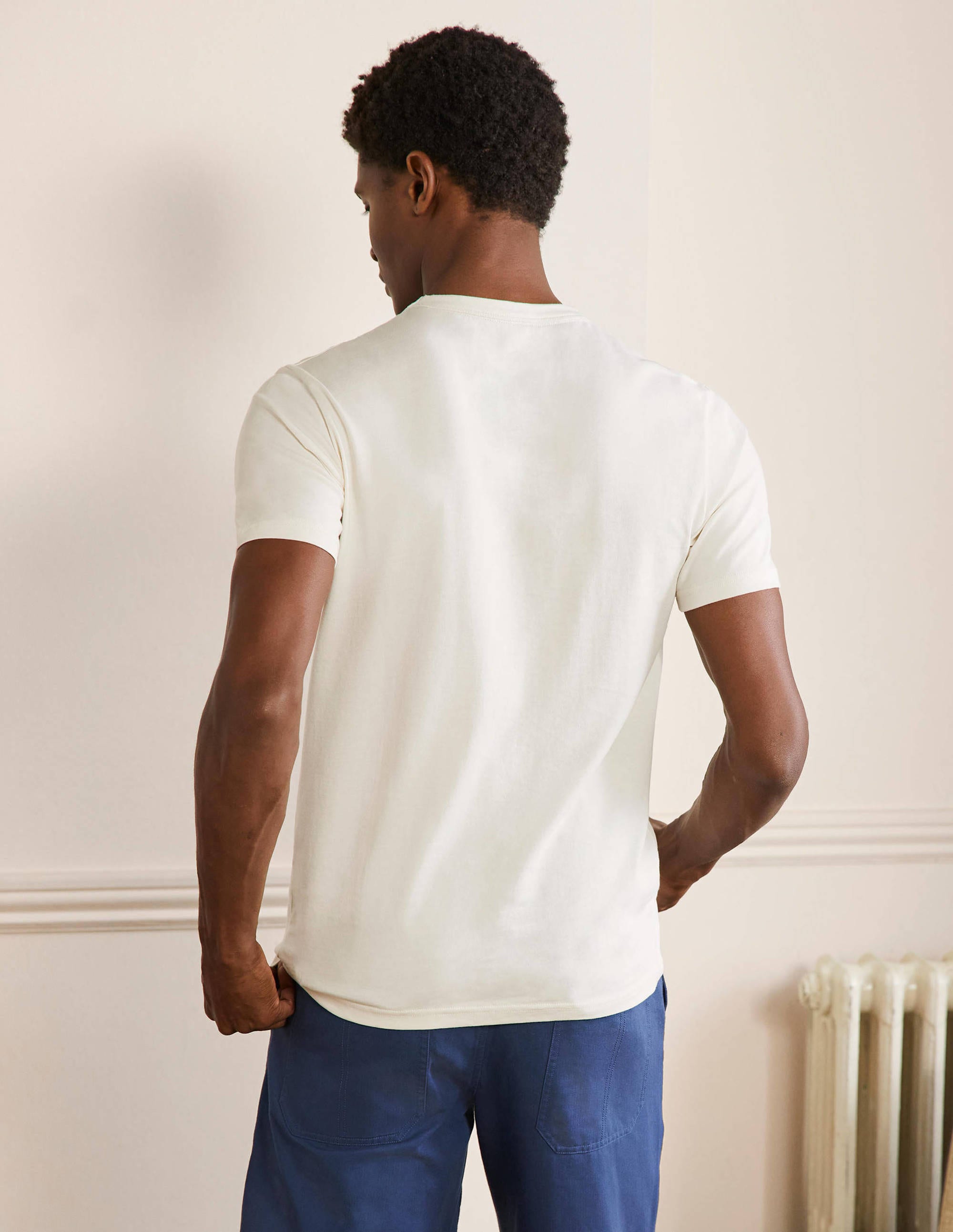 Kingston T-Shirt-White Camping Trip - Image 3