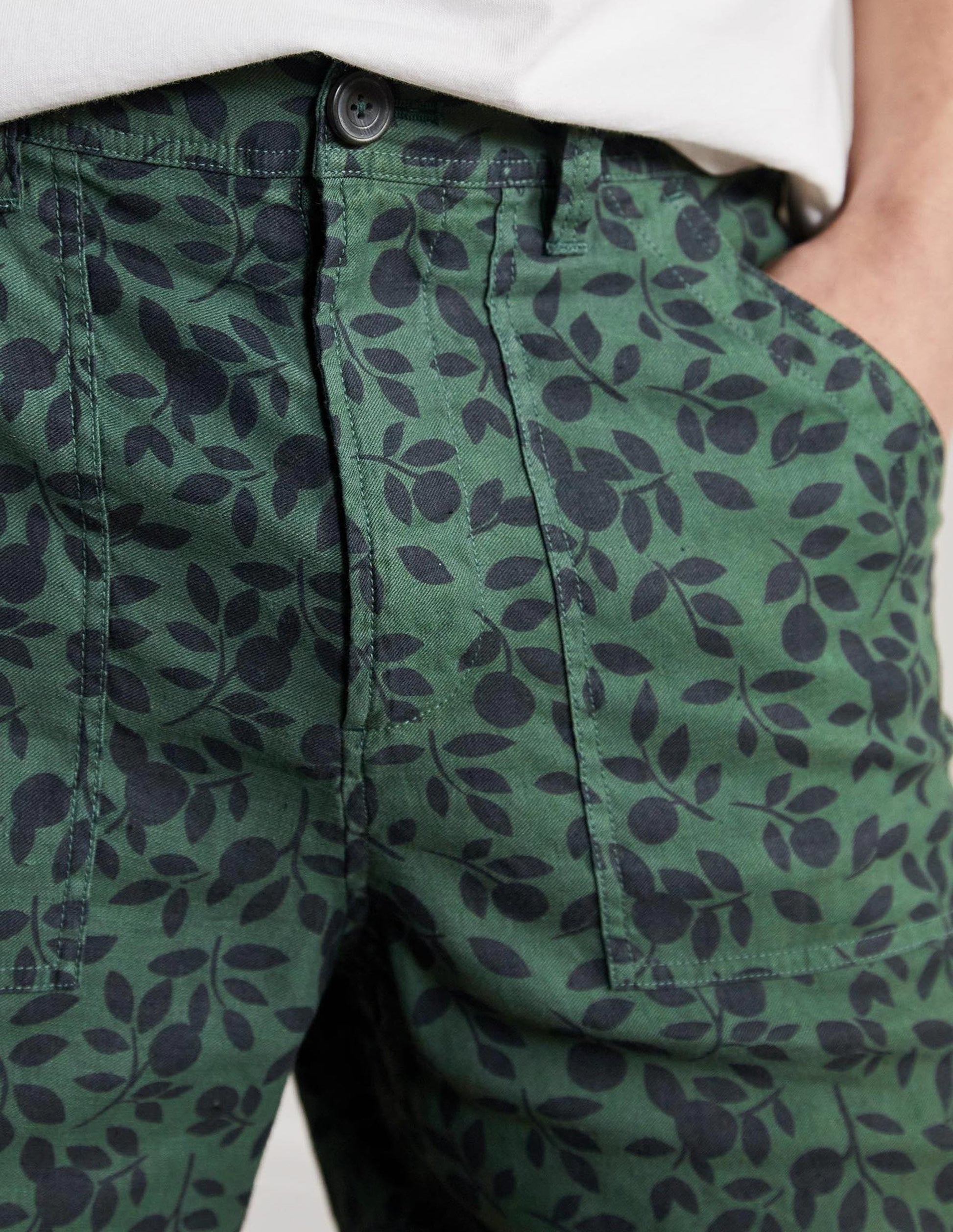 Linen Blend Easy Shorts-Castleton Foliage-2