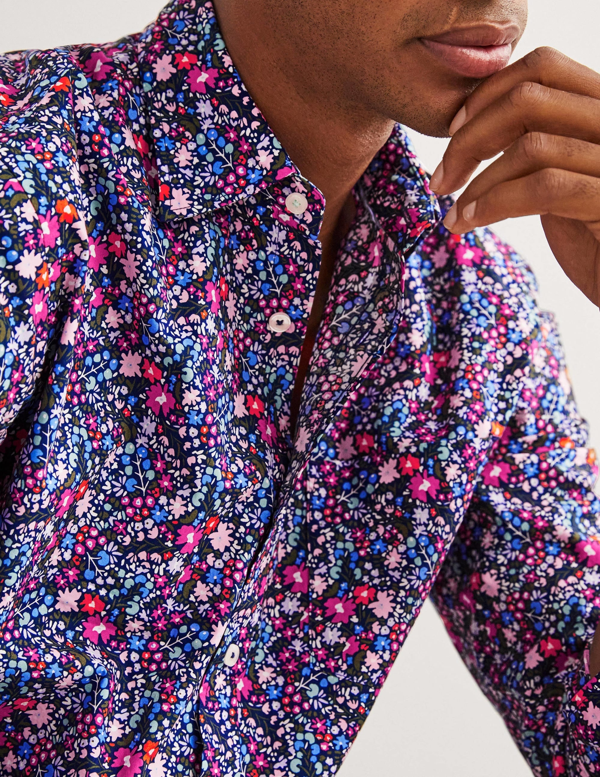 Cutaway Collar Poplin Shirt-Navy Multi Floral - Image 2