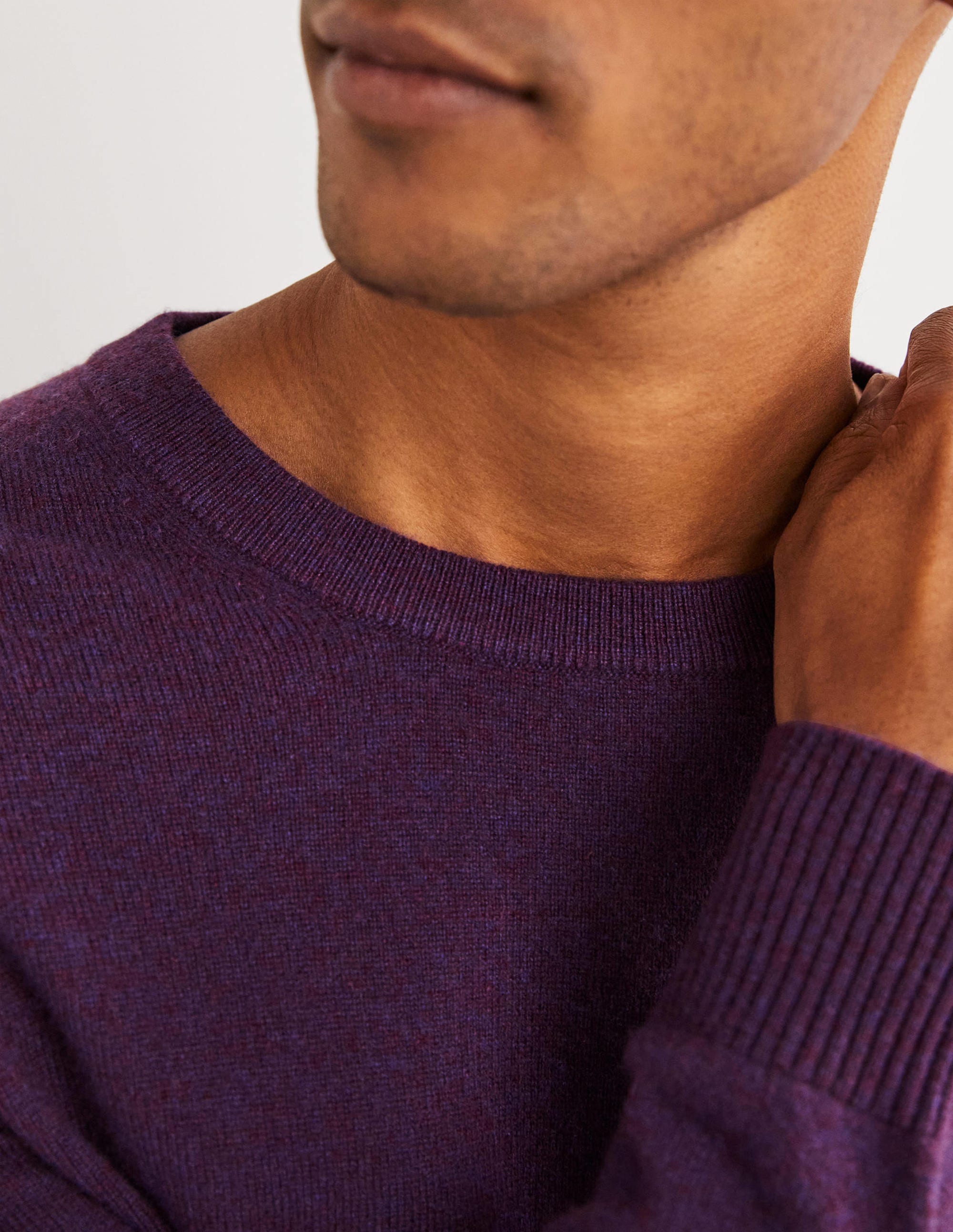 Cashmere Crew Neck Jumper-Plum Perfect Melange - Image 2