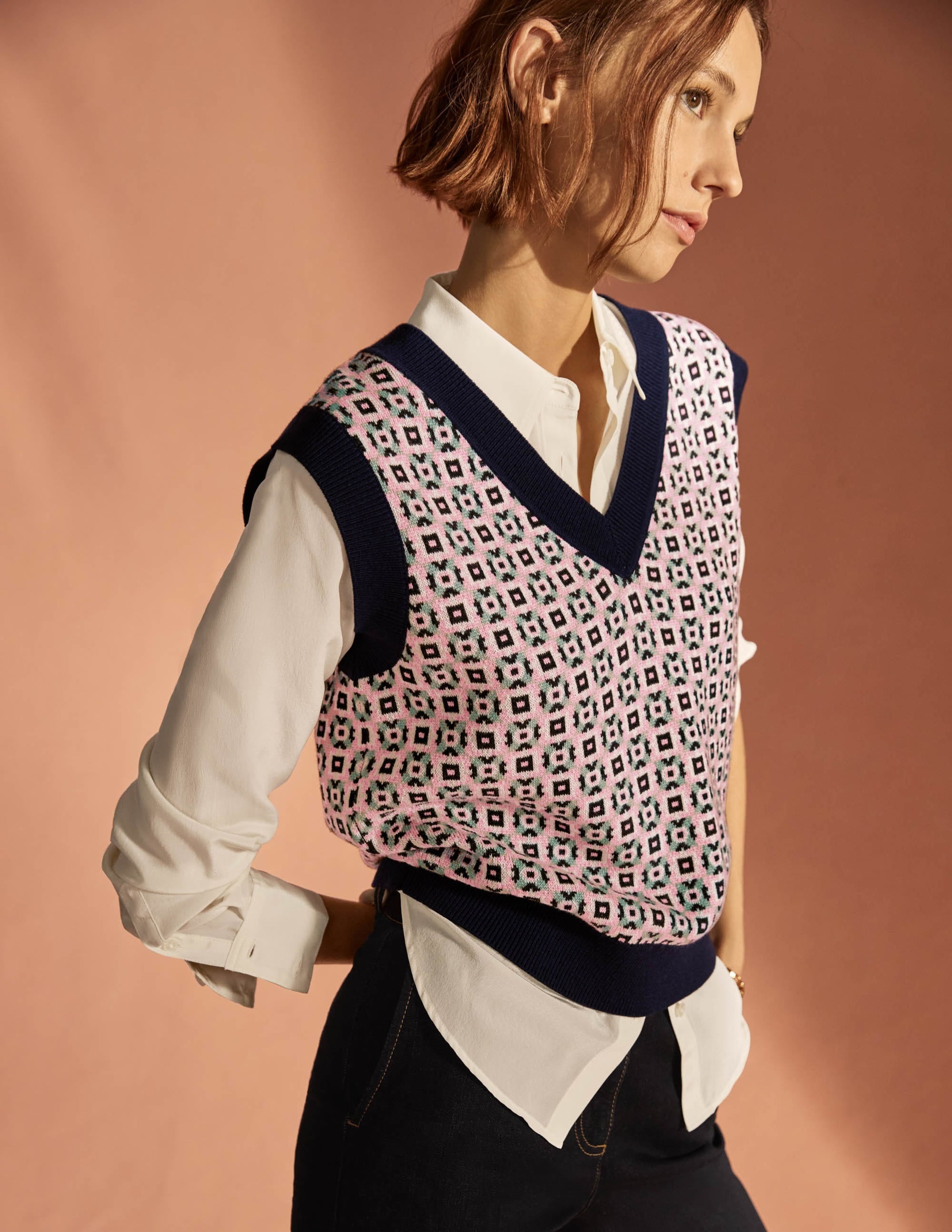 V-neck Knitted Tank Top-Almond Pink, Square Geo - Image 11