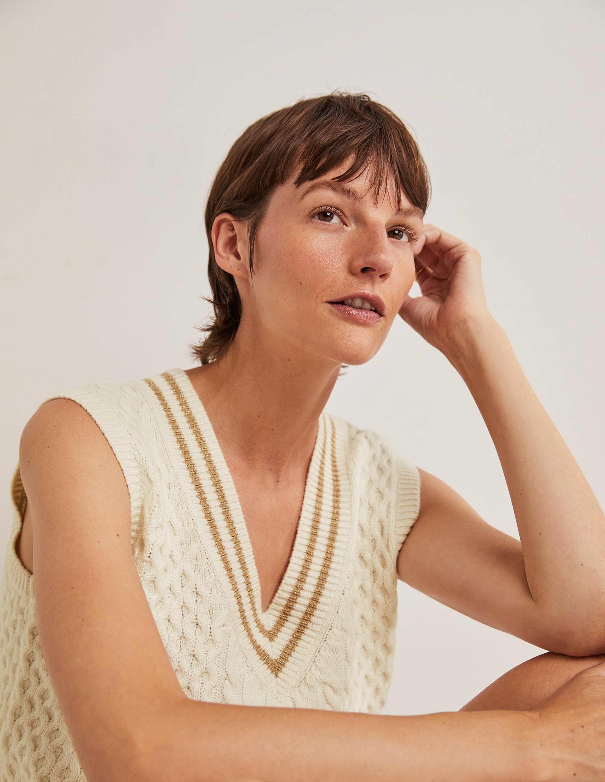 Cable Knit V-neck Tank Top-Ivory - Image 4