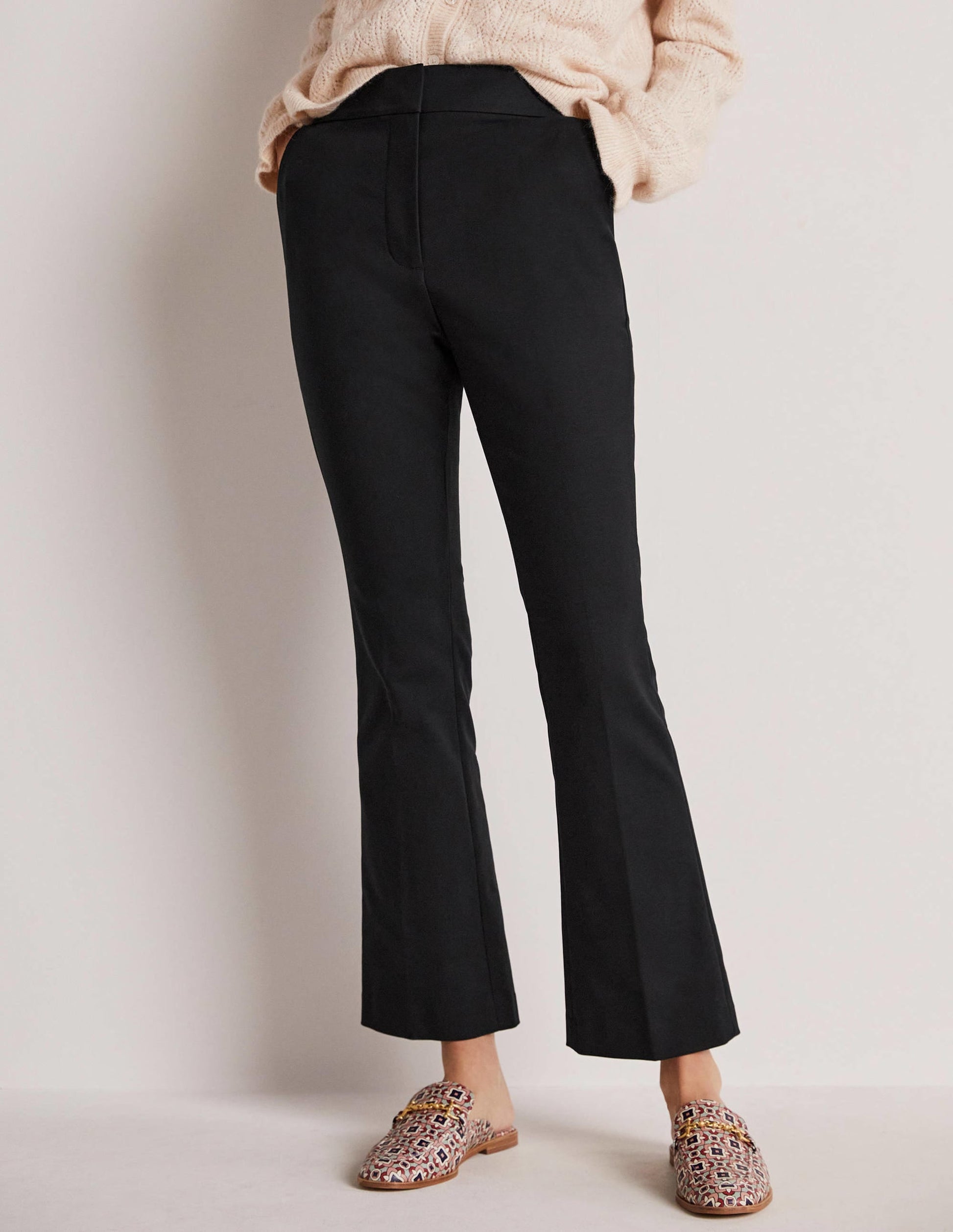Cropped Flare Trousers-Black-10