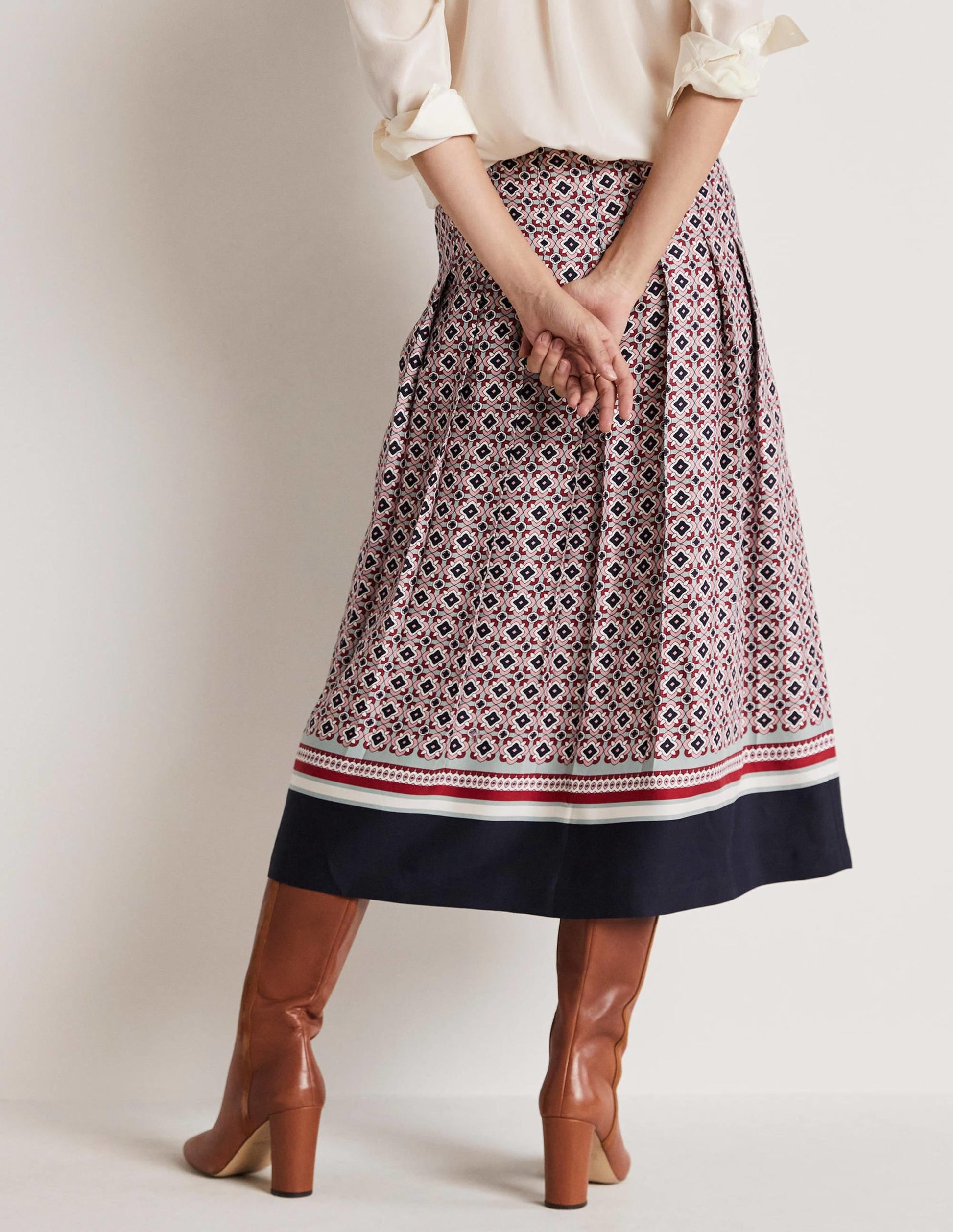 Pleated Printed Midi Skirt-Almond Pink, French Navy Geo-3