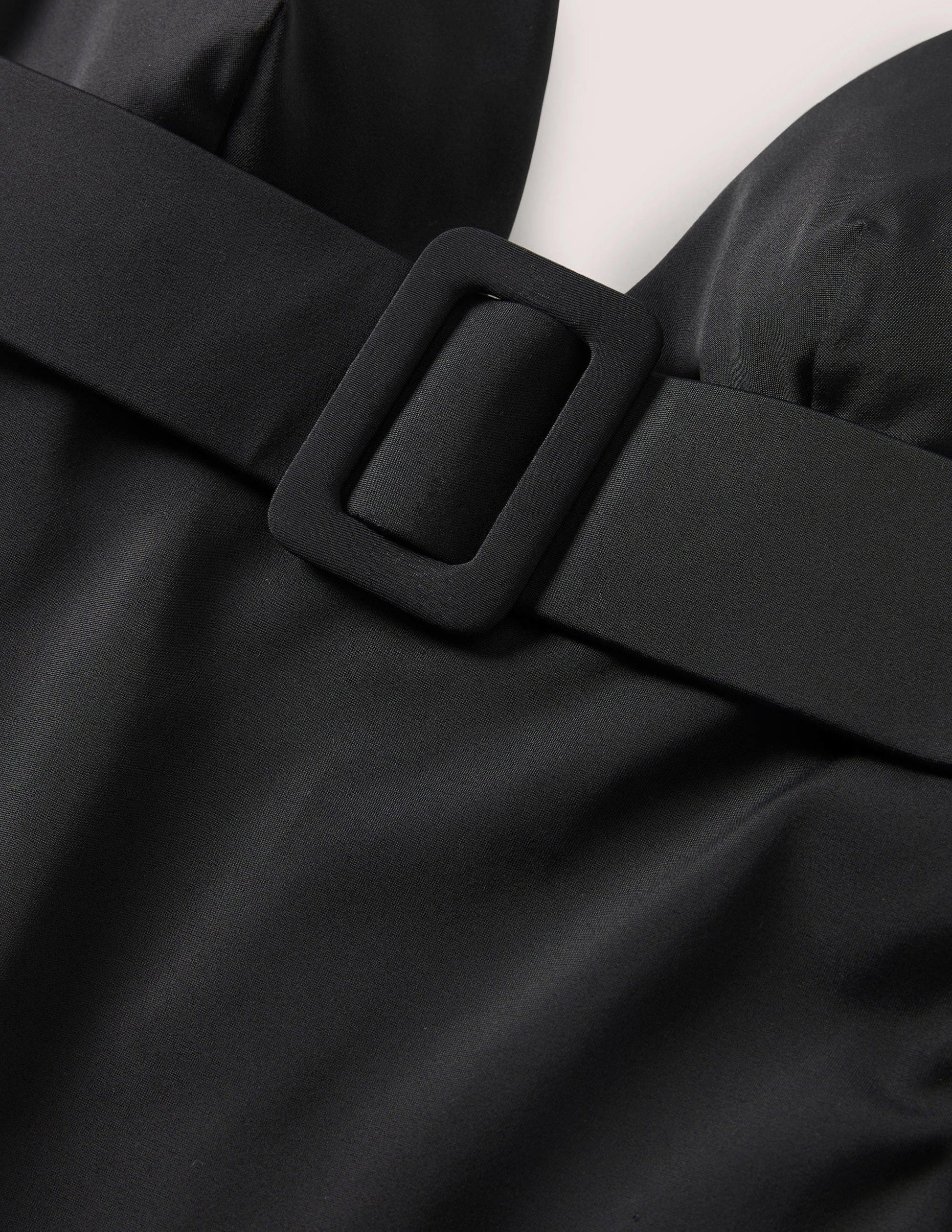 Belted Deep V Swimsuit-Black-6
