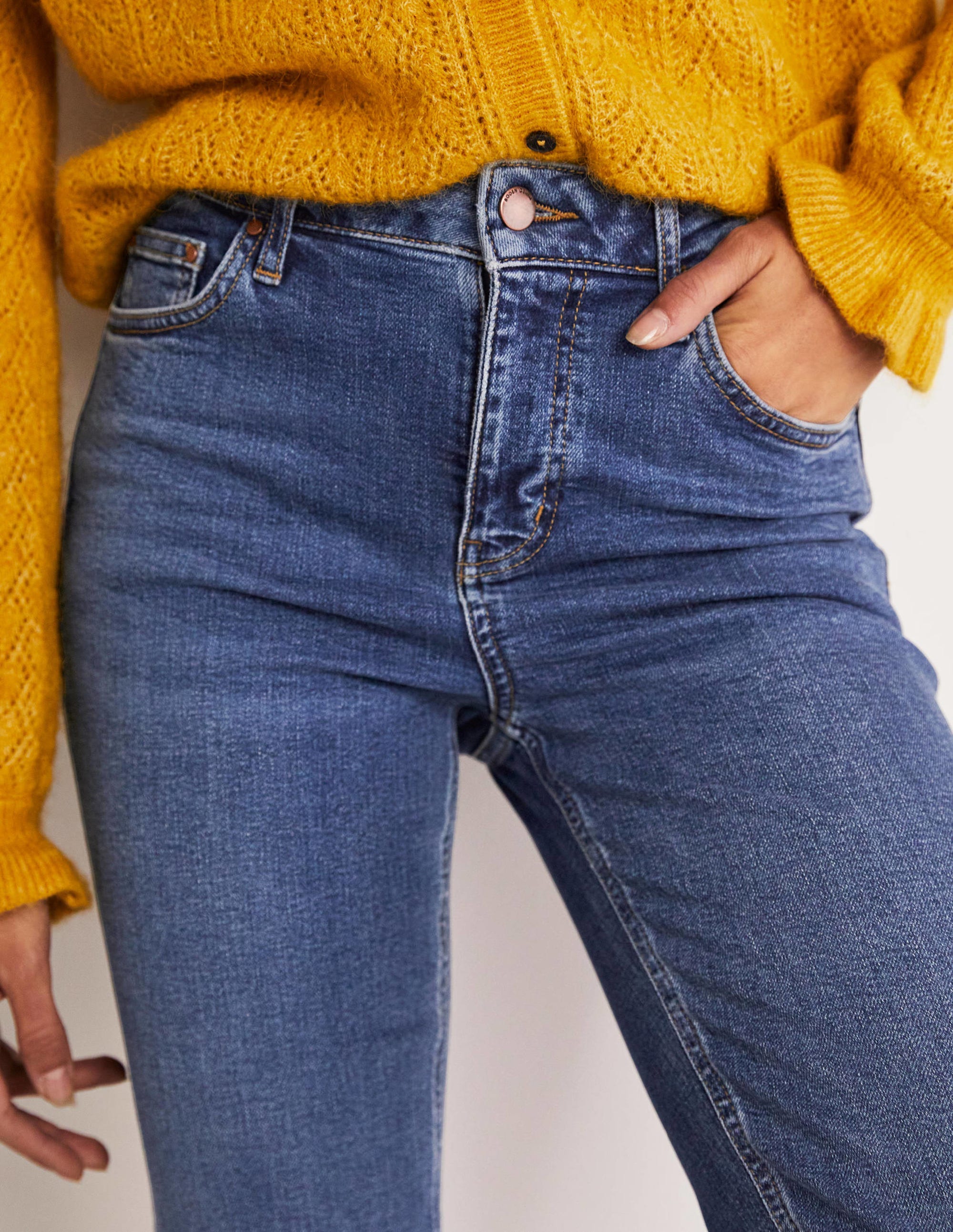 Slim Straight Jeans-Mid Vintage - Image 6