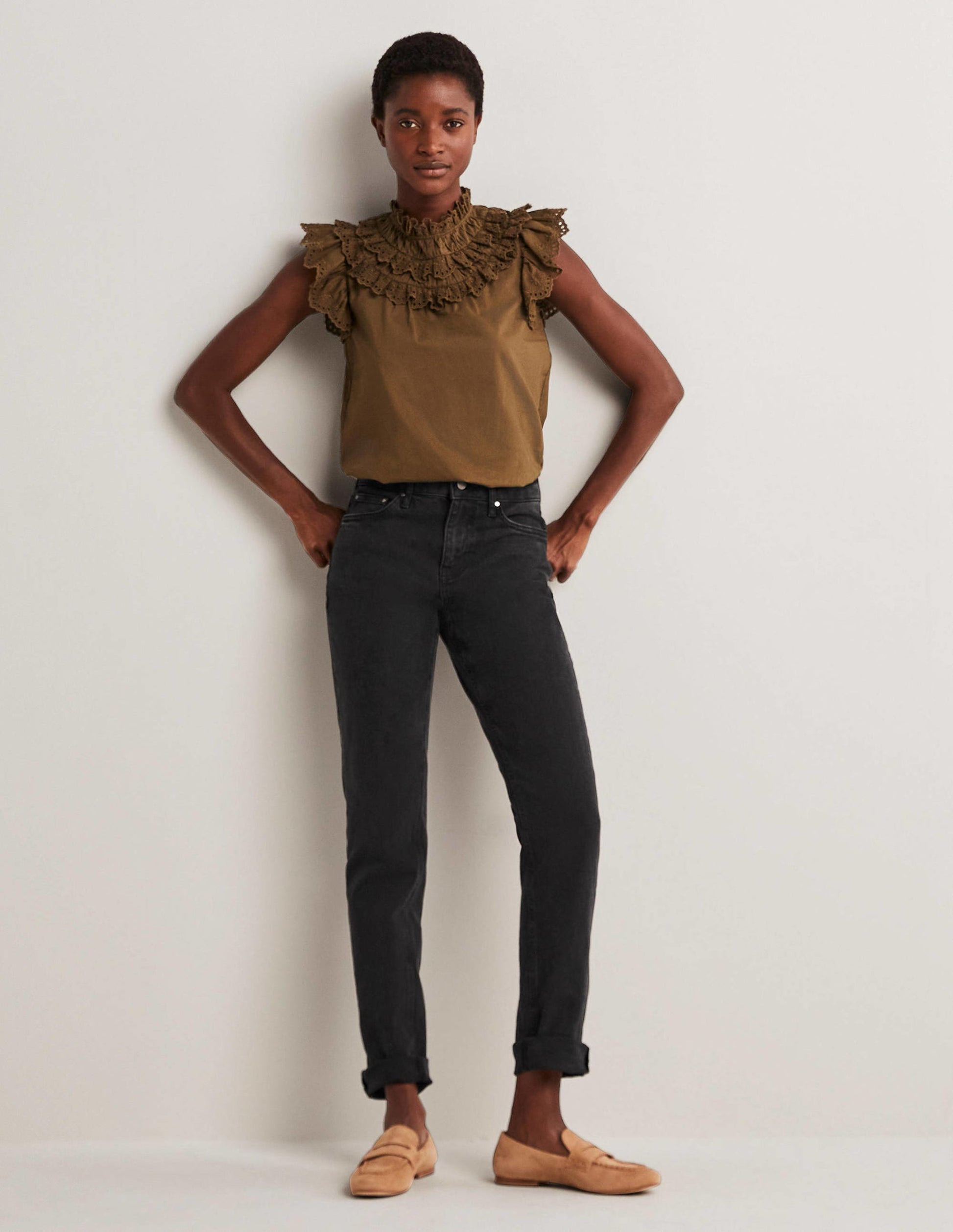 Girlfriend Jeans-Washed Black-1