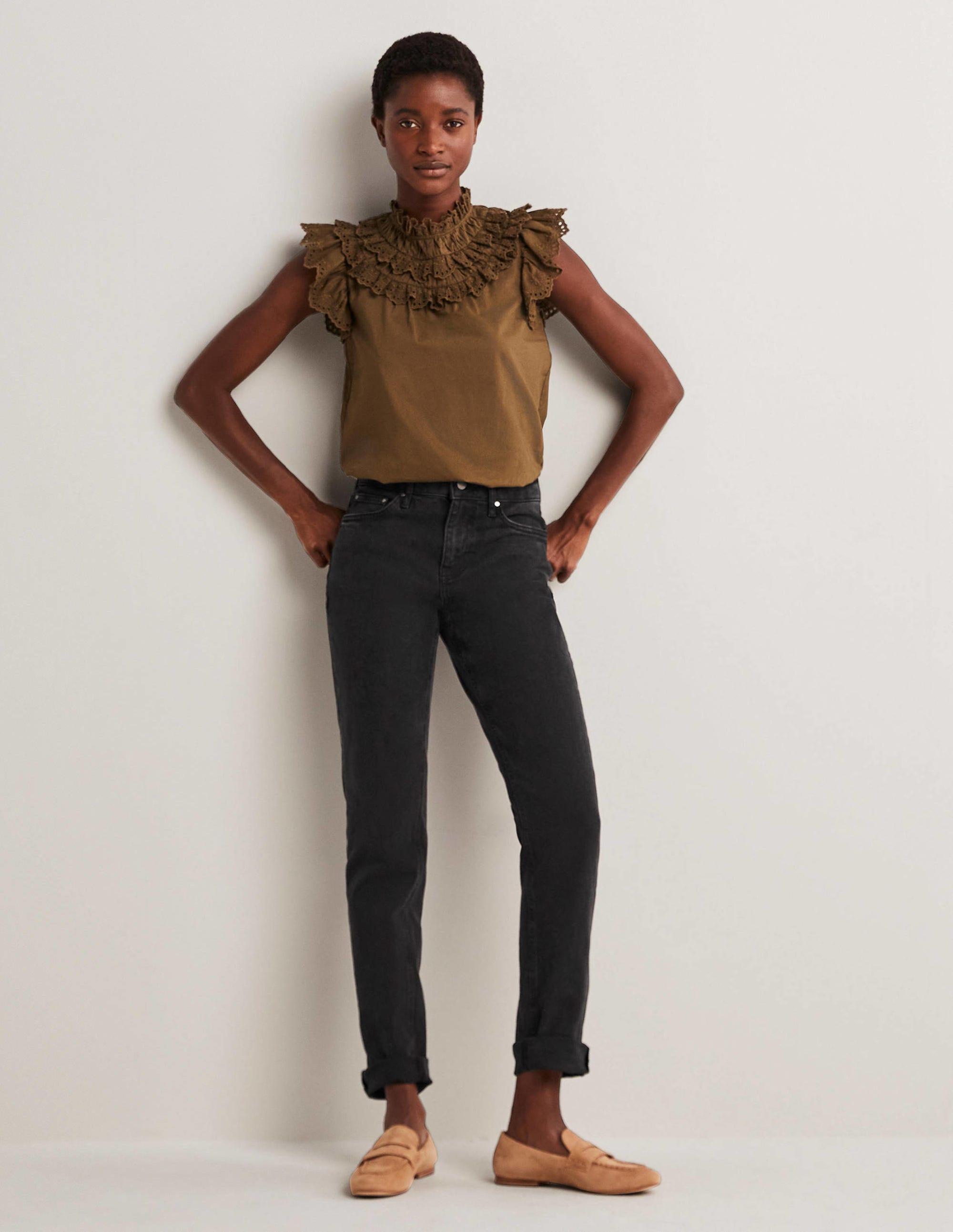 Girlfriend Jeans-Washed Black - Image 1