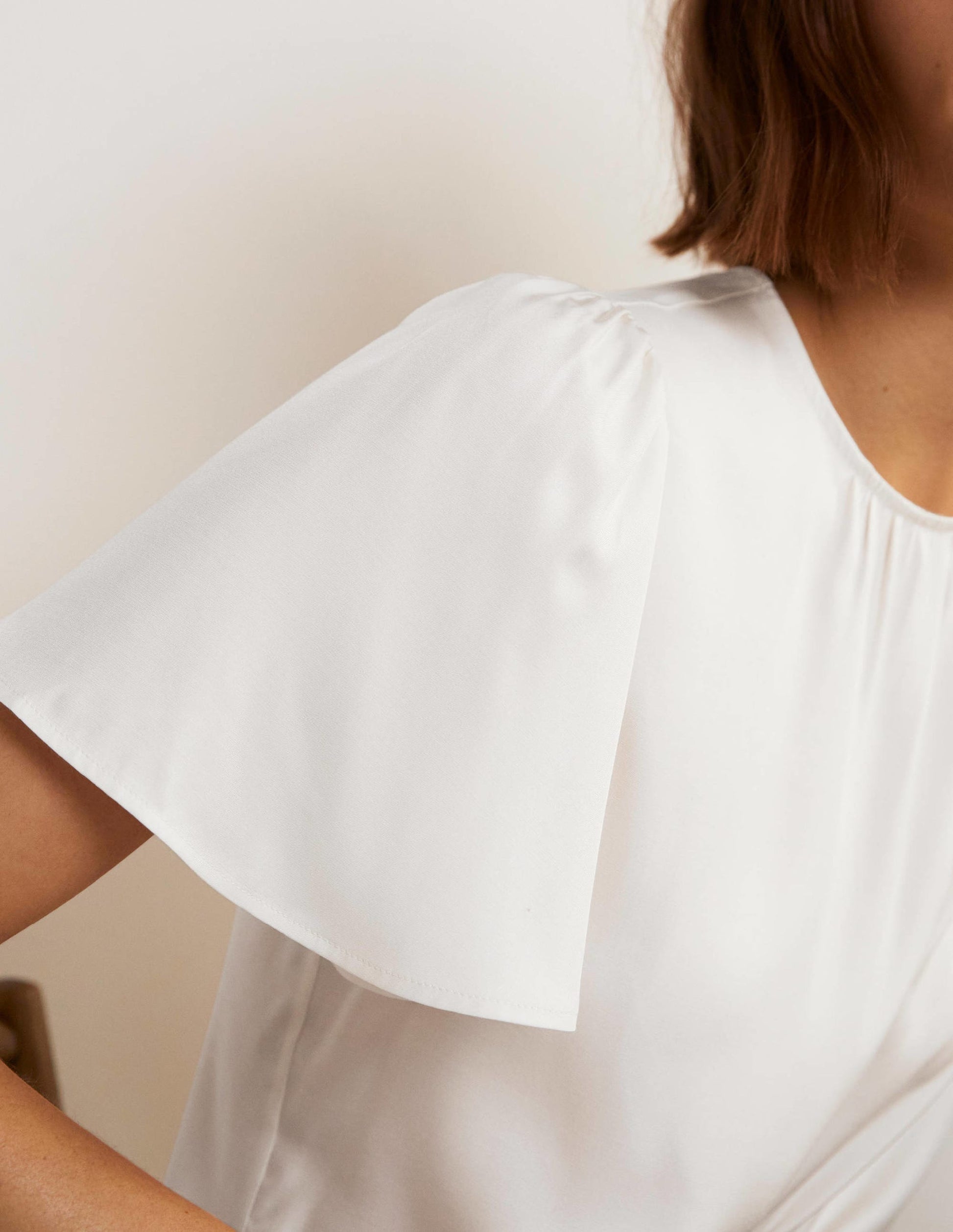 Flutter Sleeve Crew Neck Top-Ivory-6