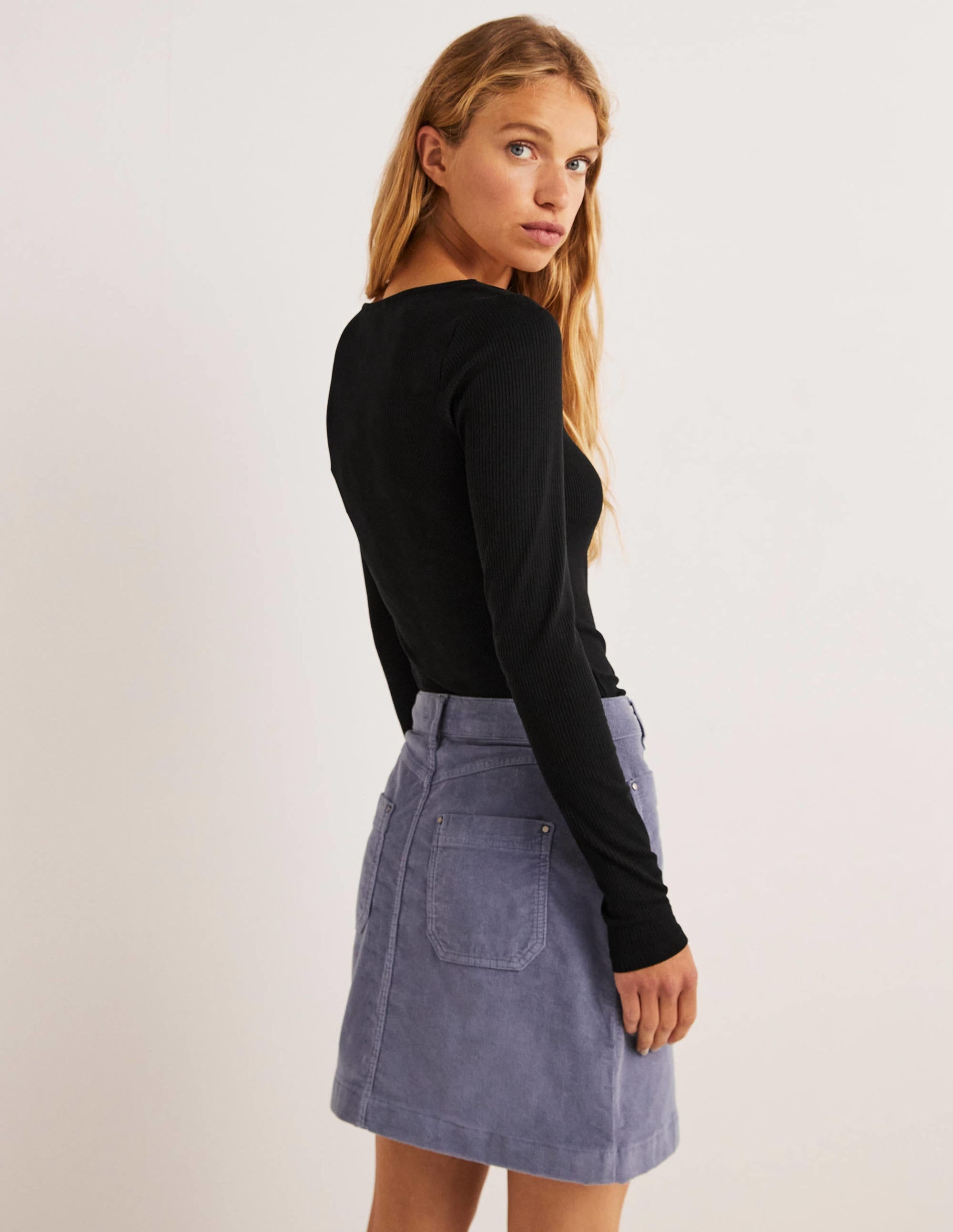 Soft Ribbed Sweetheart Top-Black - Image 3