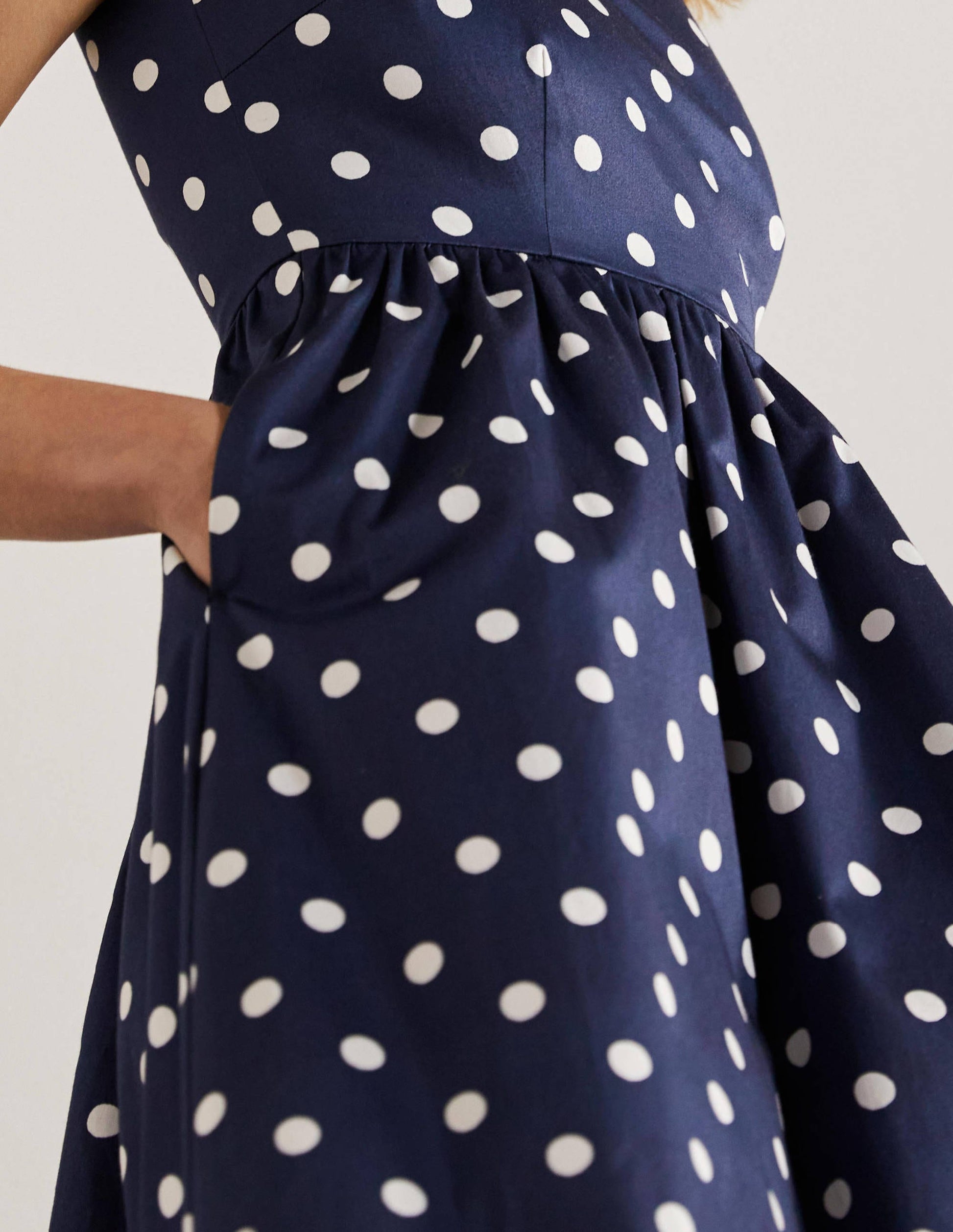 Violet Square Neck Midi Dress-Navy, Regular Dot-2