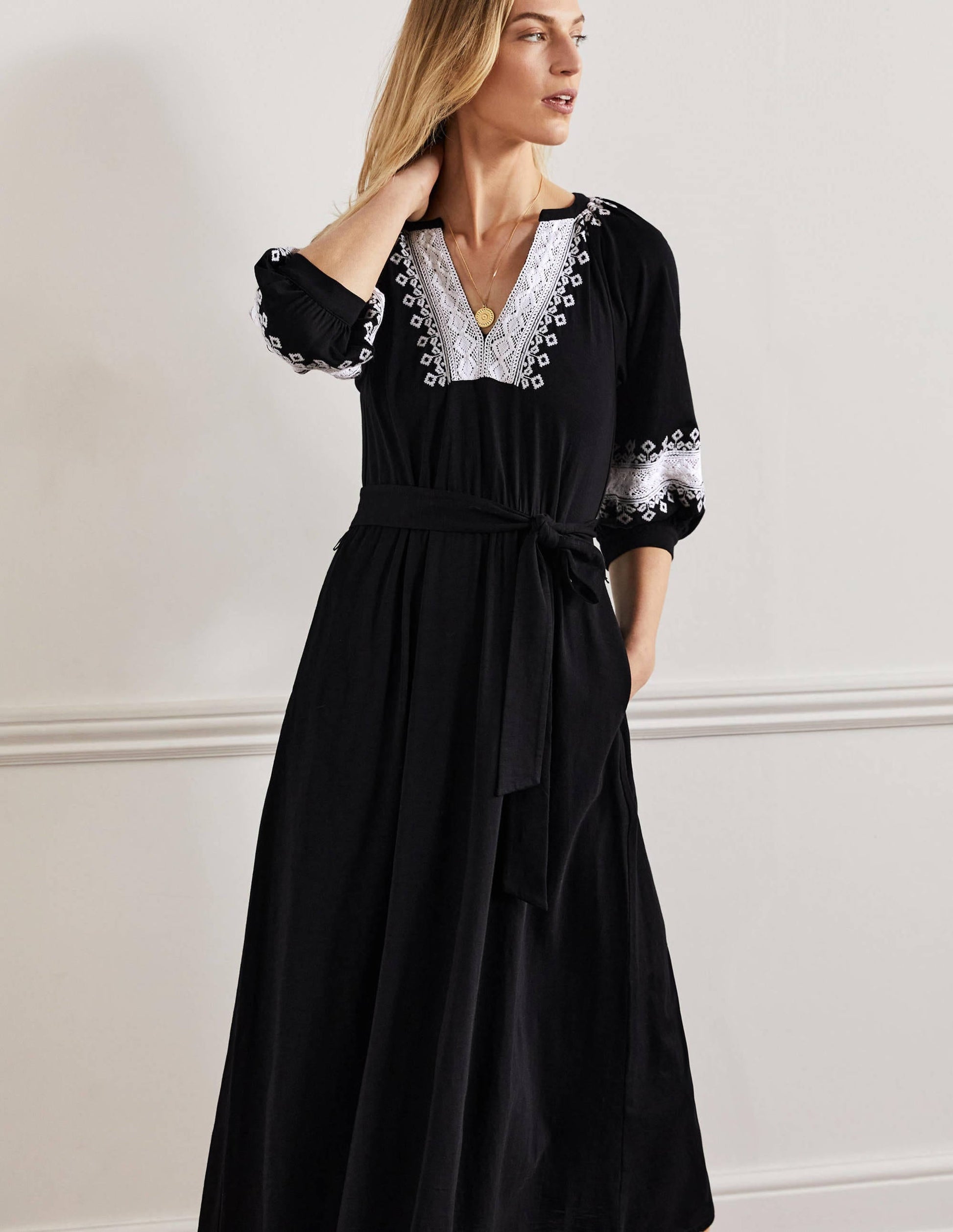 Crochet Trim Jersey Midi Dress-Black-4