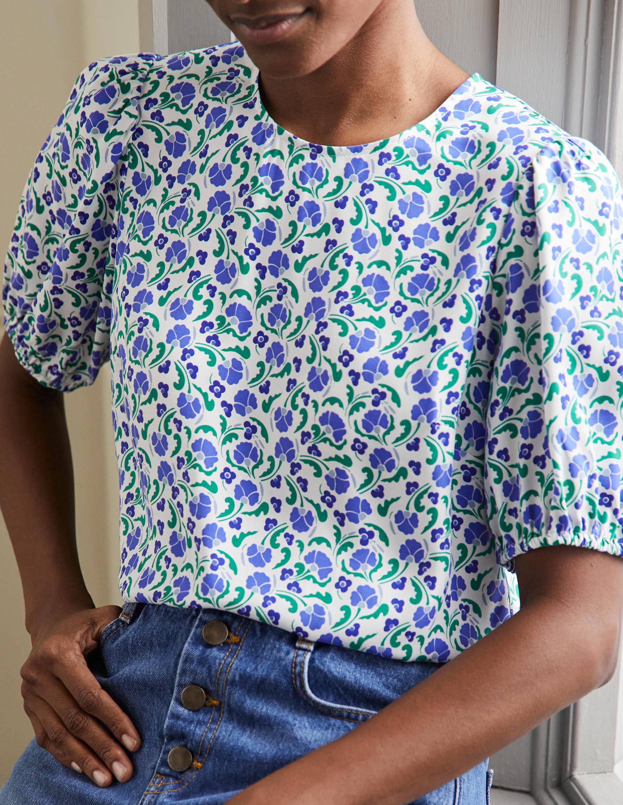 Adriana Puff Sleeve Top-Bluebell, Delicate Bud - Image 4