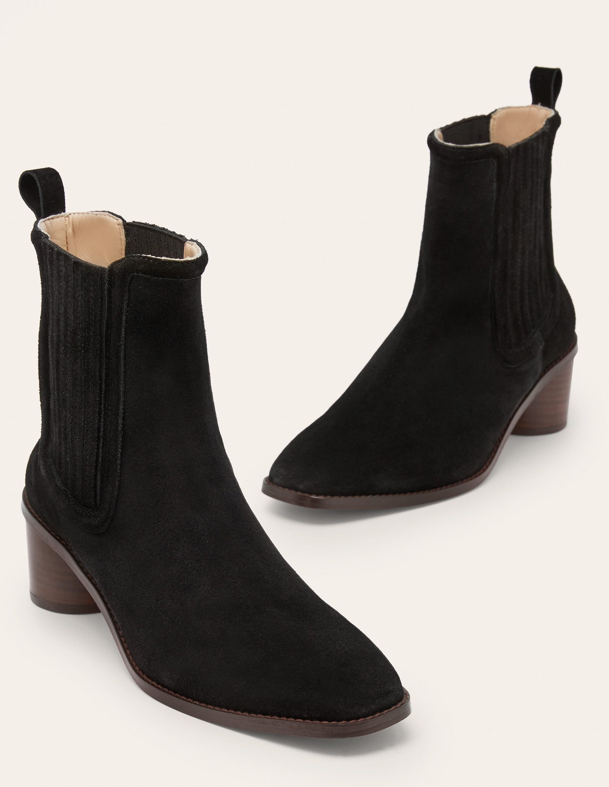 Round Heel Suede Chelsea Boots-Black-3