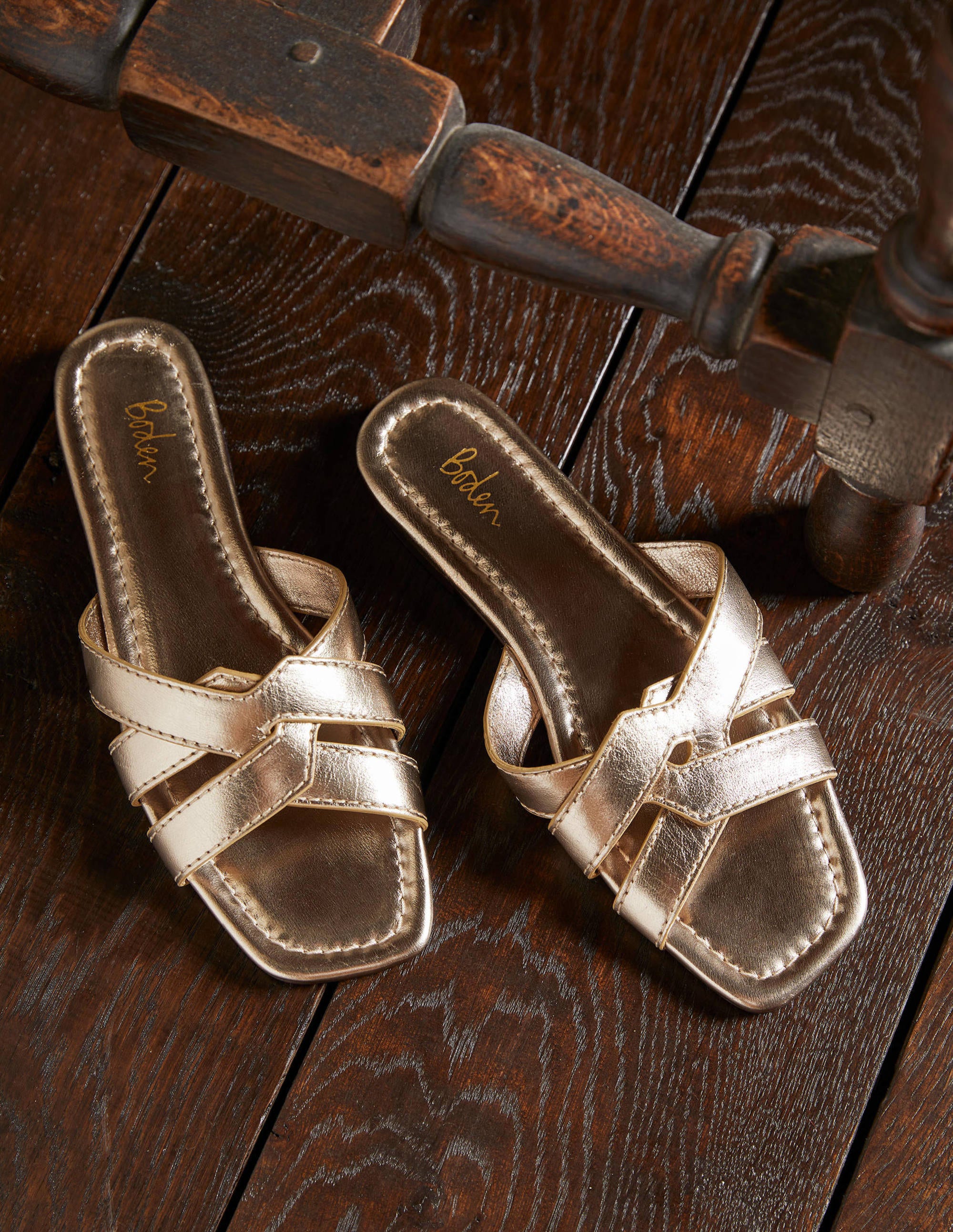 Geometric Flat Slides-Pale Gold Metallic - Image 1