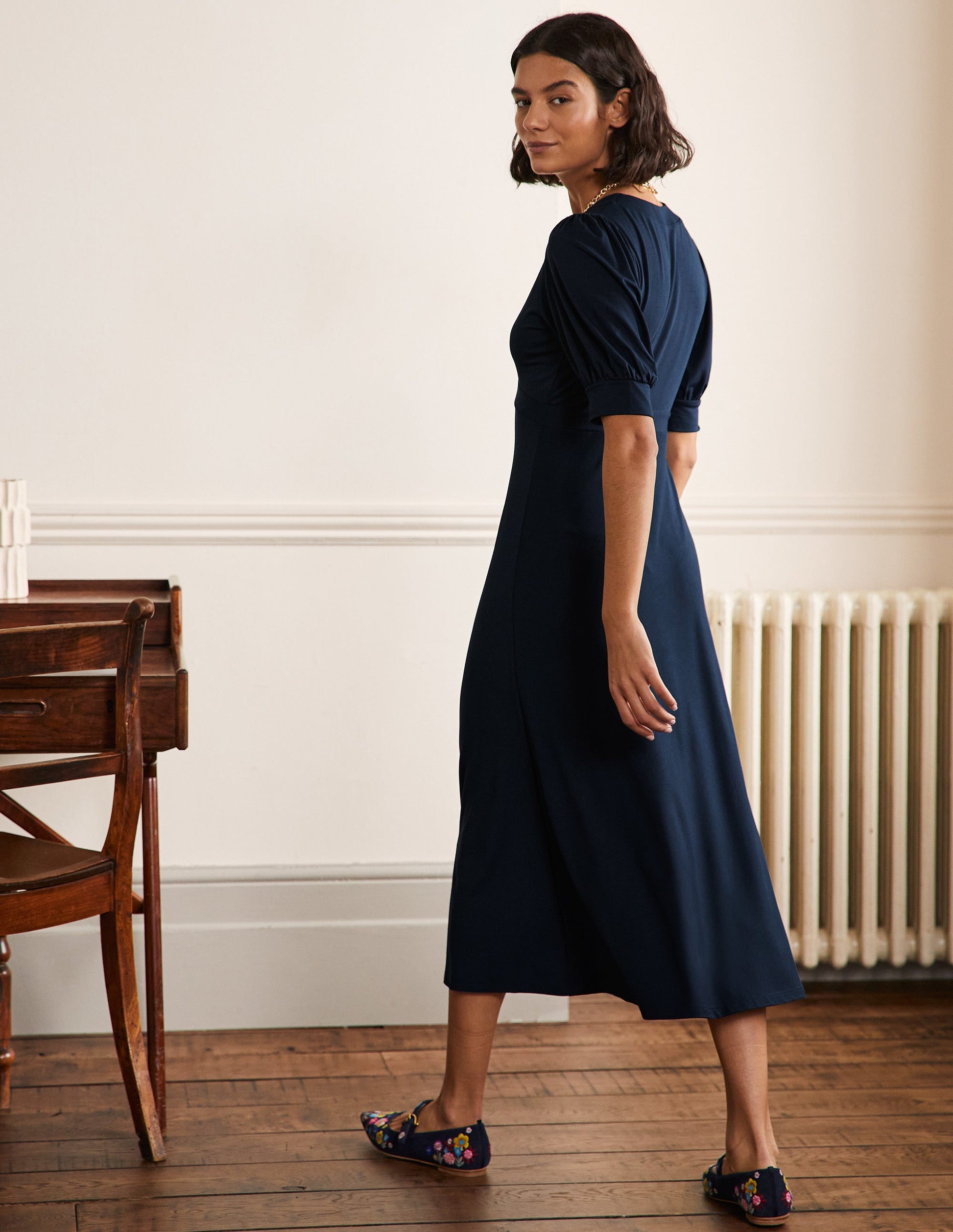 Eva Jersey Midi Dress-Navy-6