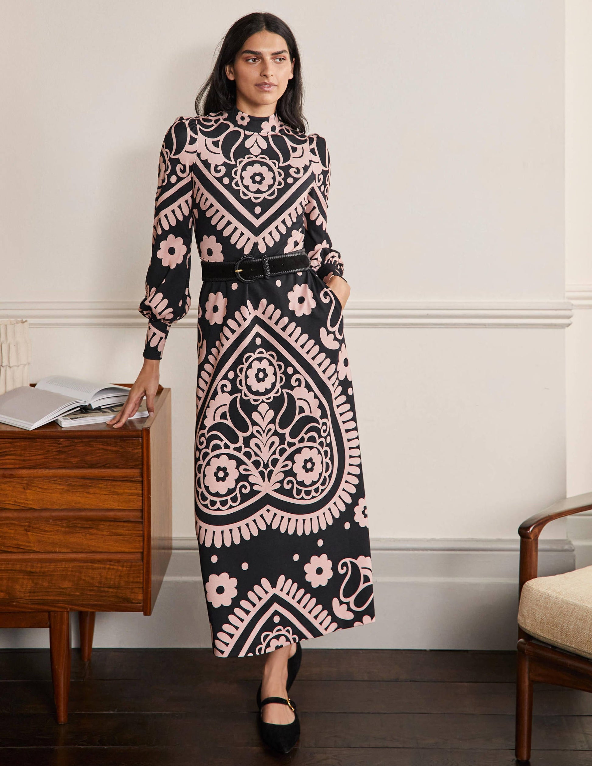 Cuffed Jersey Midi Dress-Black, Floral Heart-1