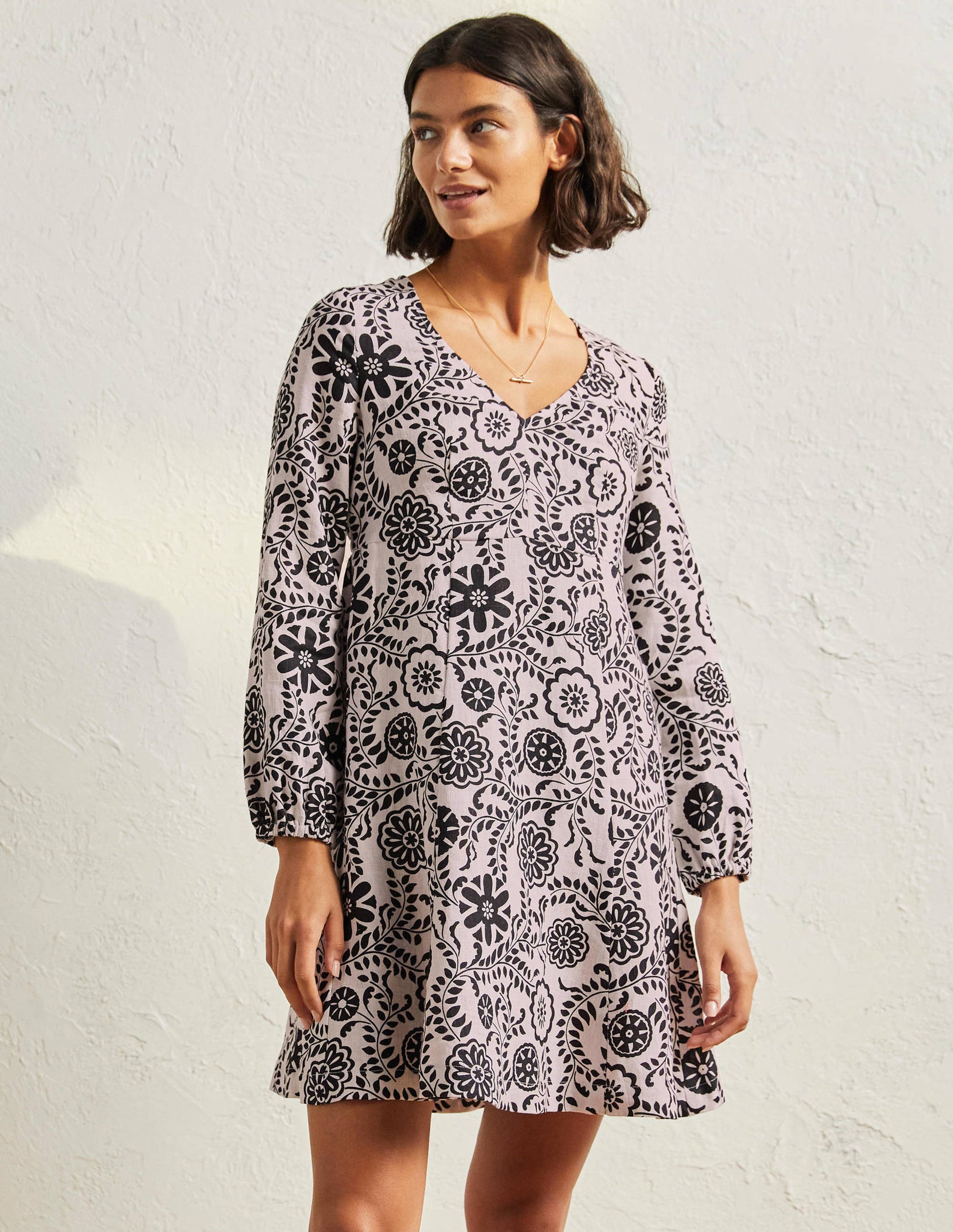 V-Neck Flippy Mini Dress-Ivory, Black Opulent Garden-1