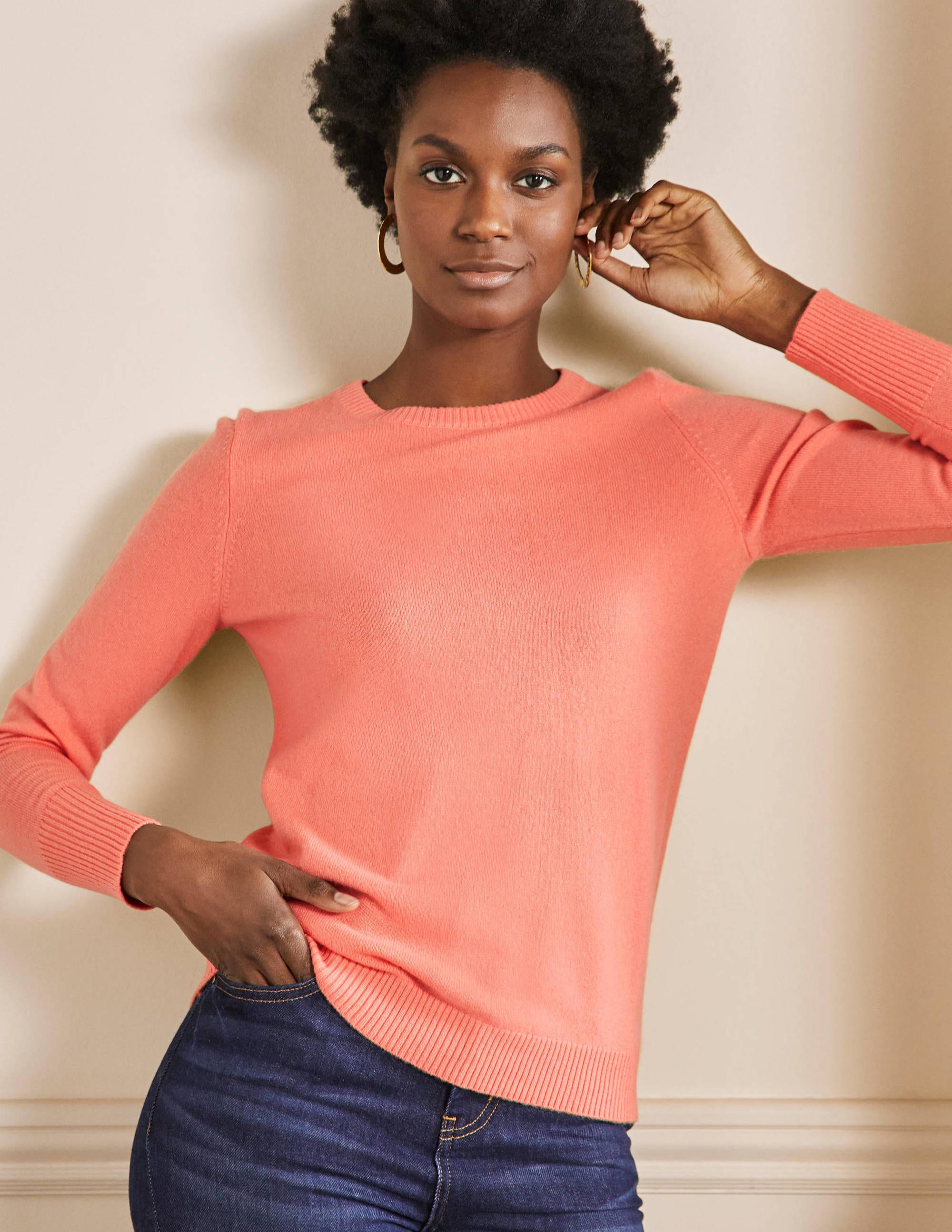 Cashmere Crew Neck Jumper-Chalky Coral - Image 4