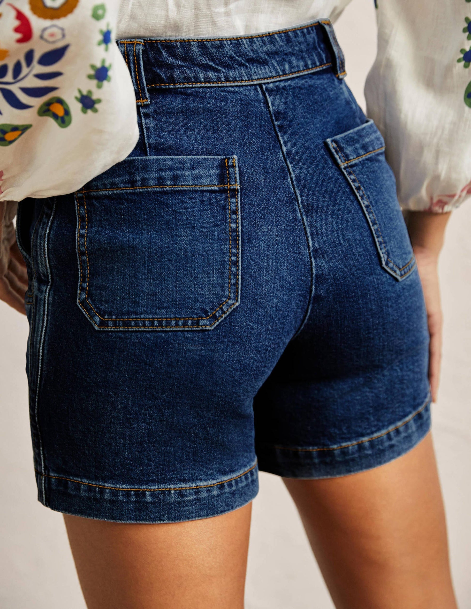 Classic Chino Shorts-Dark Vintage-3