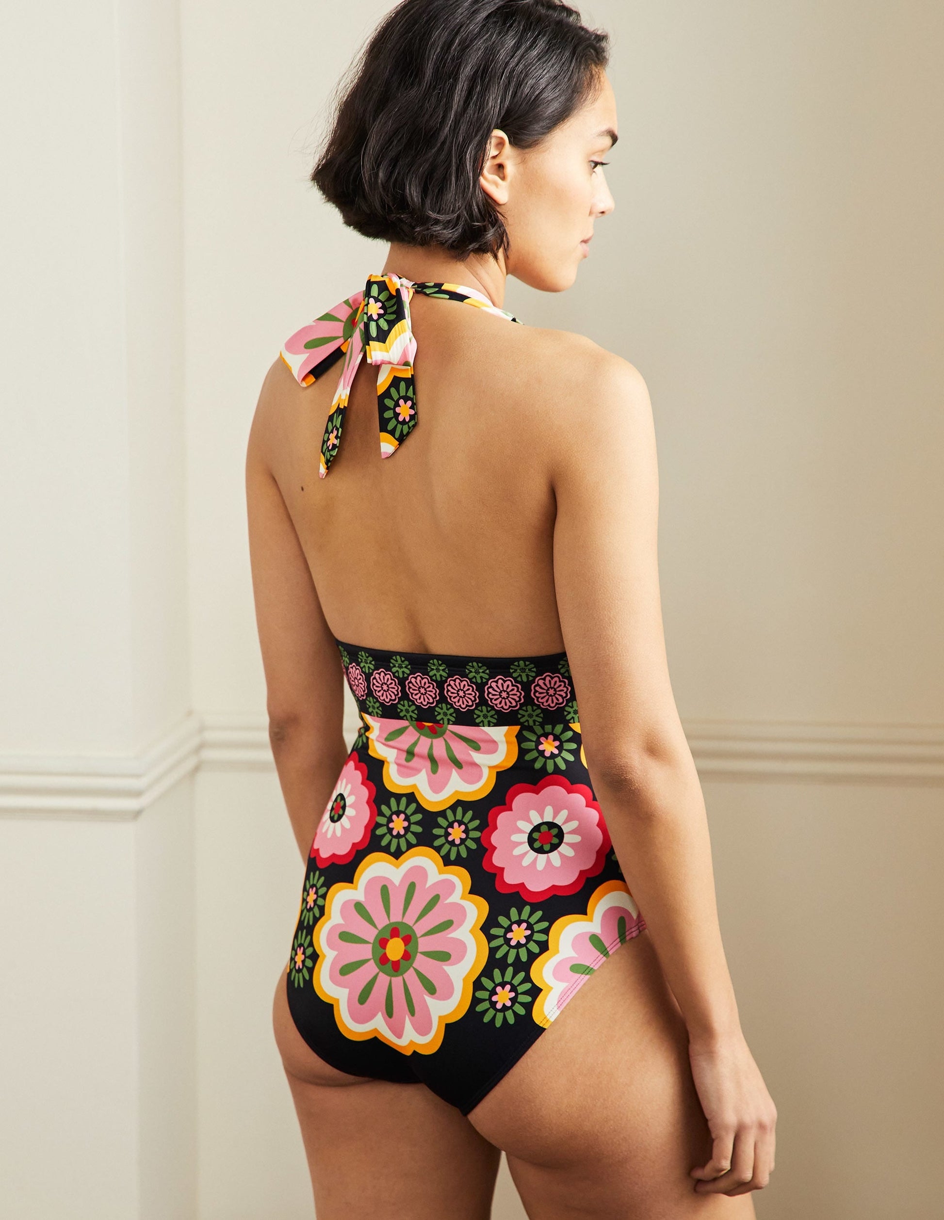 Merano Deep V-neck Swimsuit-Black, Opulent Daisy-8