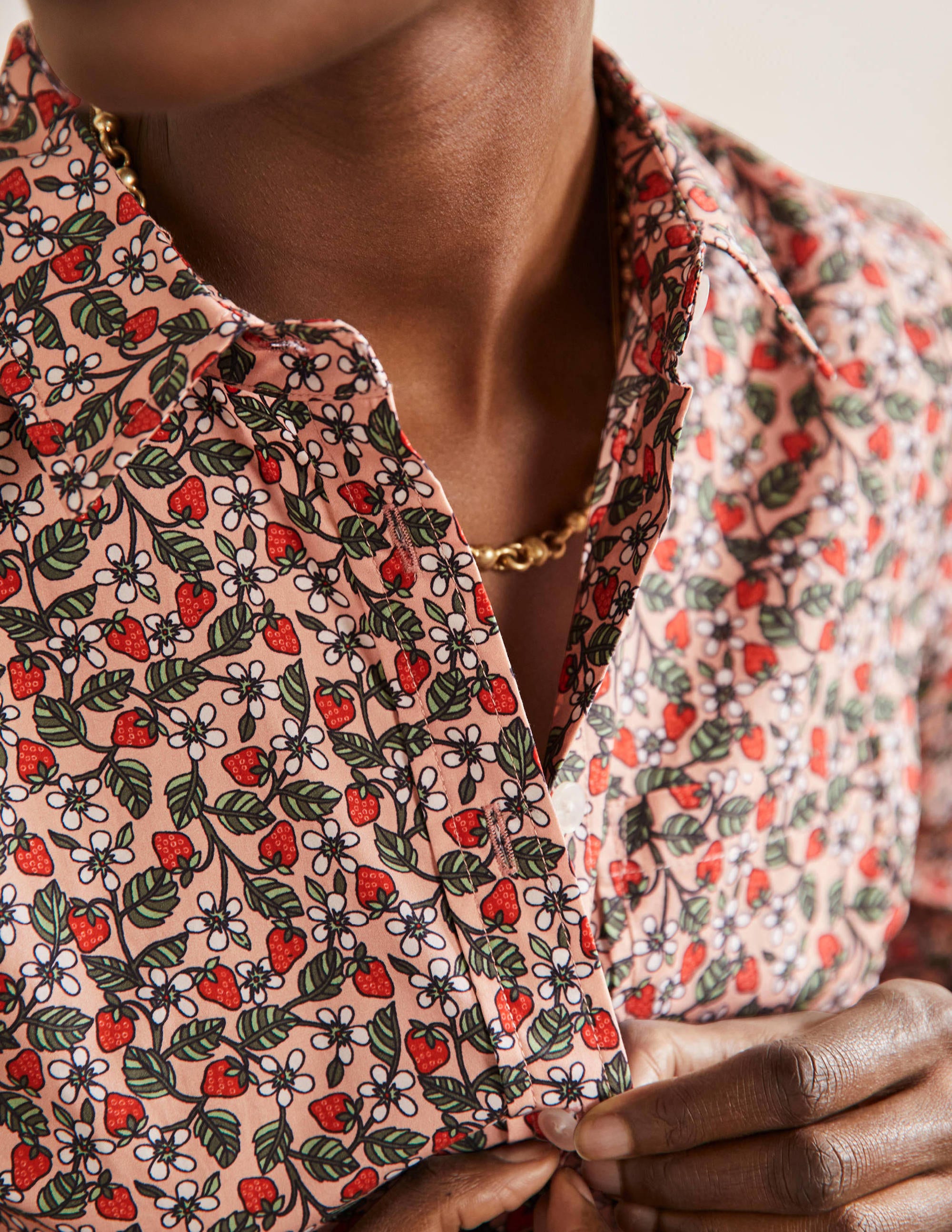 Classic Cotton Shirt-Milkshake, Flora Berry - Image 2